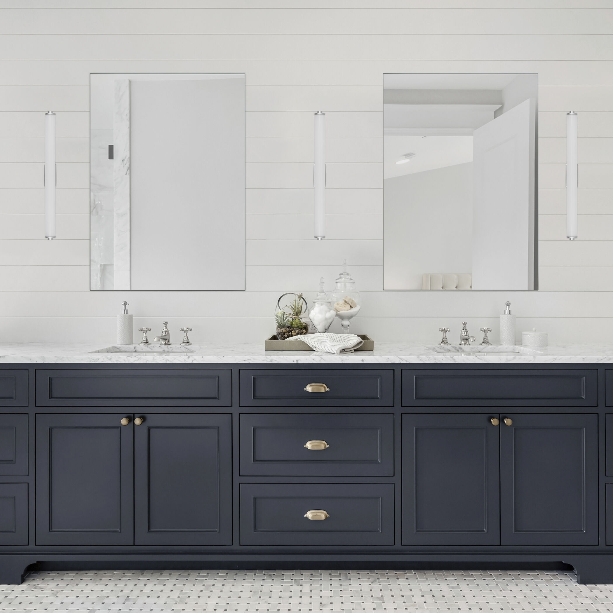 Procyon 25 inch Silver Bathroom Vanity Light Wall Light