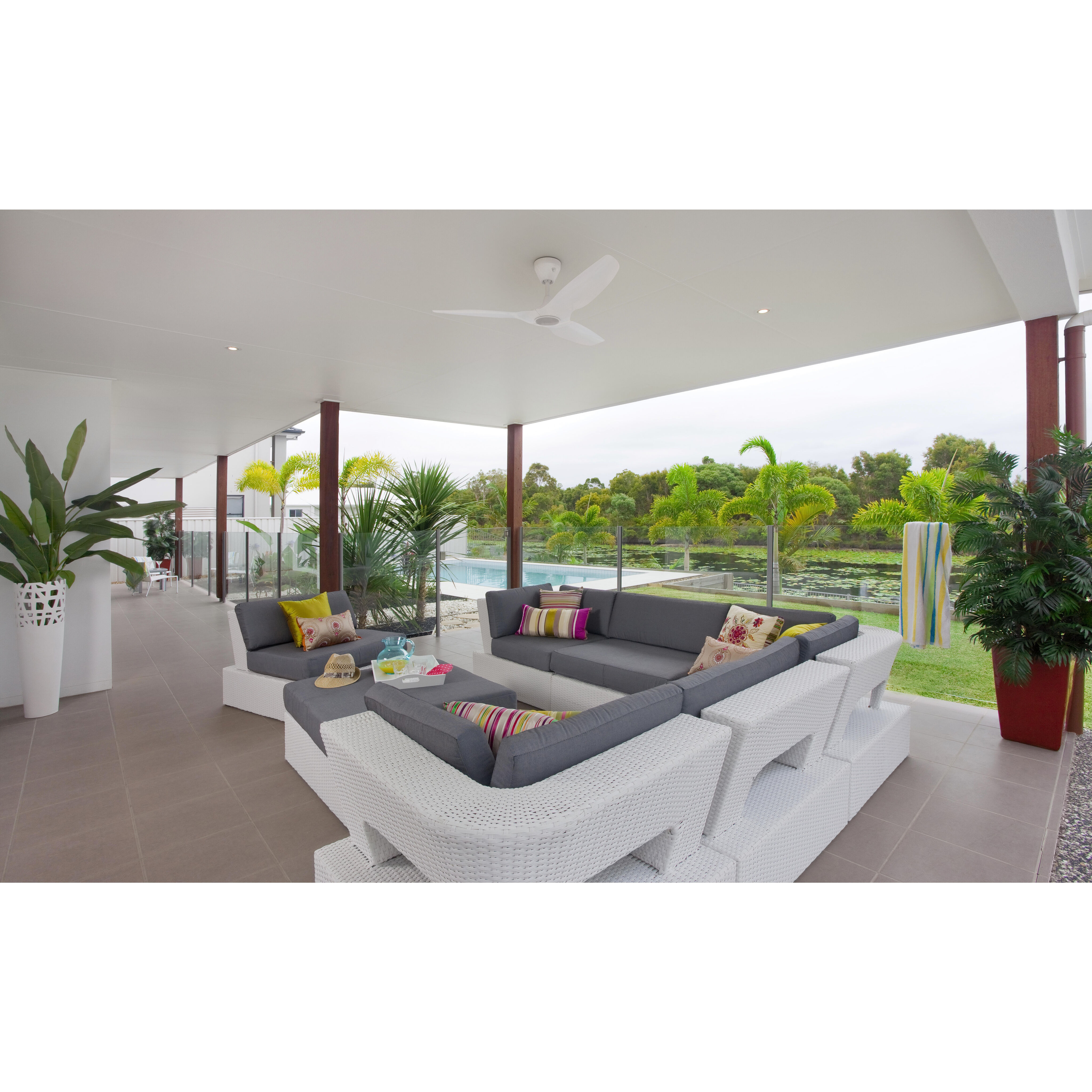 Haiku Coastal 52 inch White Outdoor Ceiling Fan with light