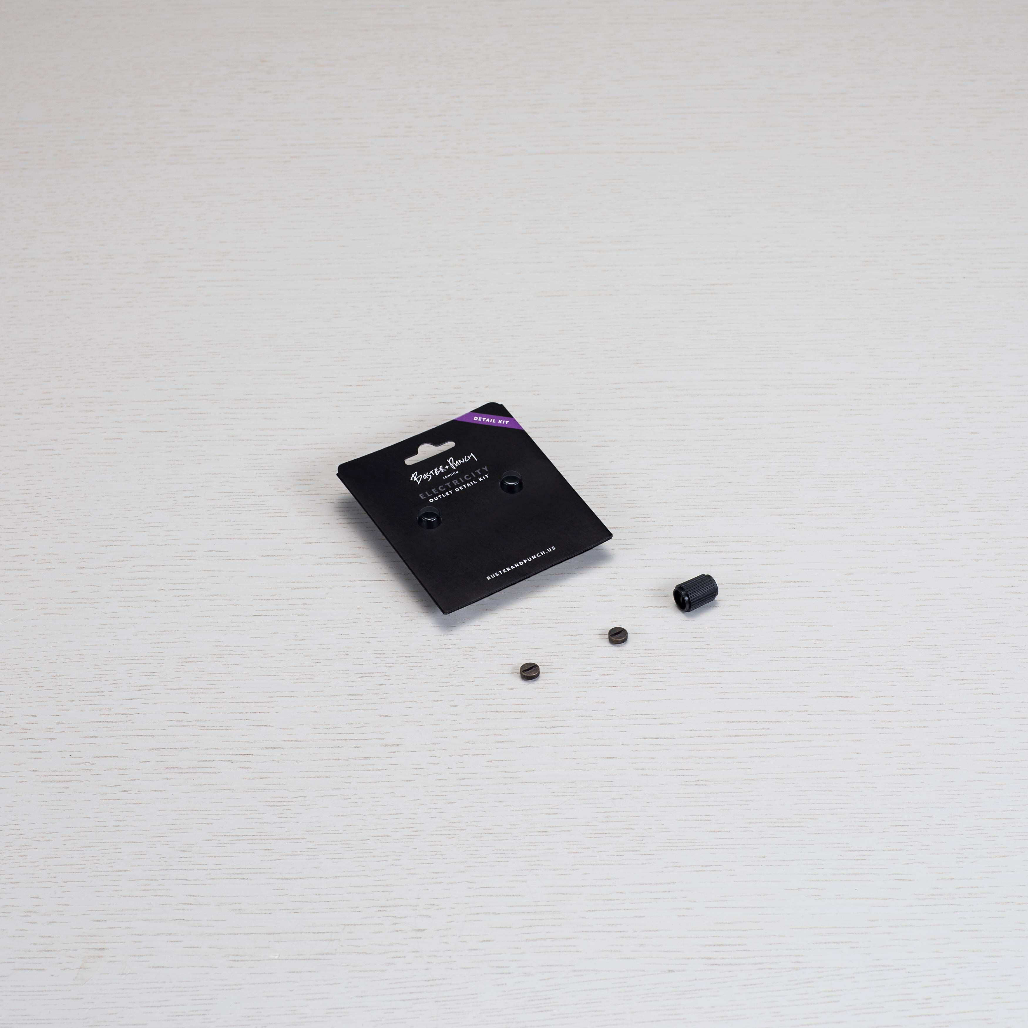 Outlet White Detail Kit