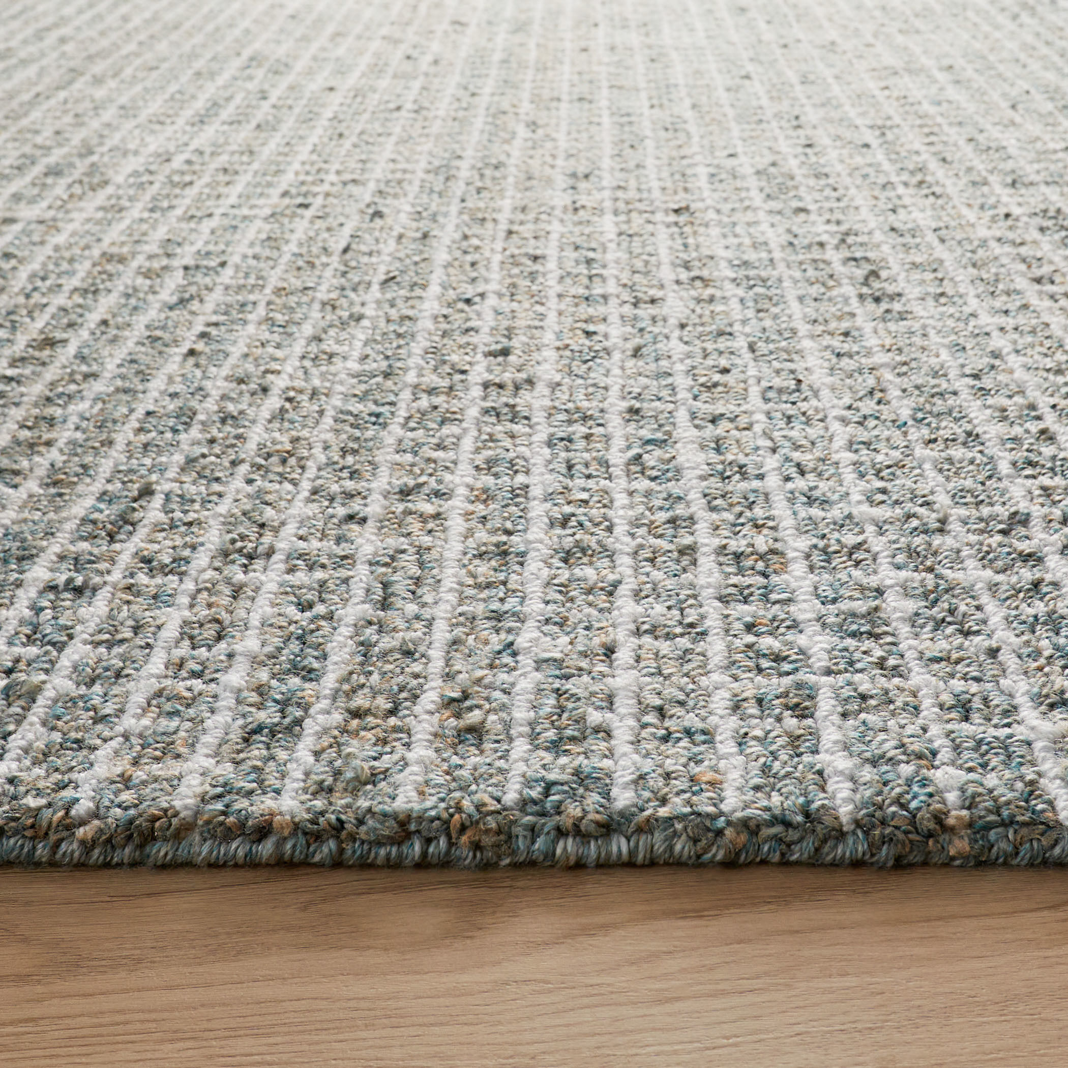 Myra 36 X 24 inch Green Rug in 2 x 3