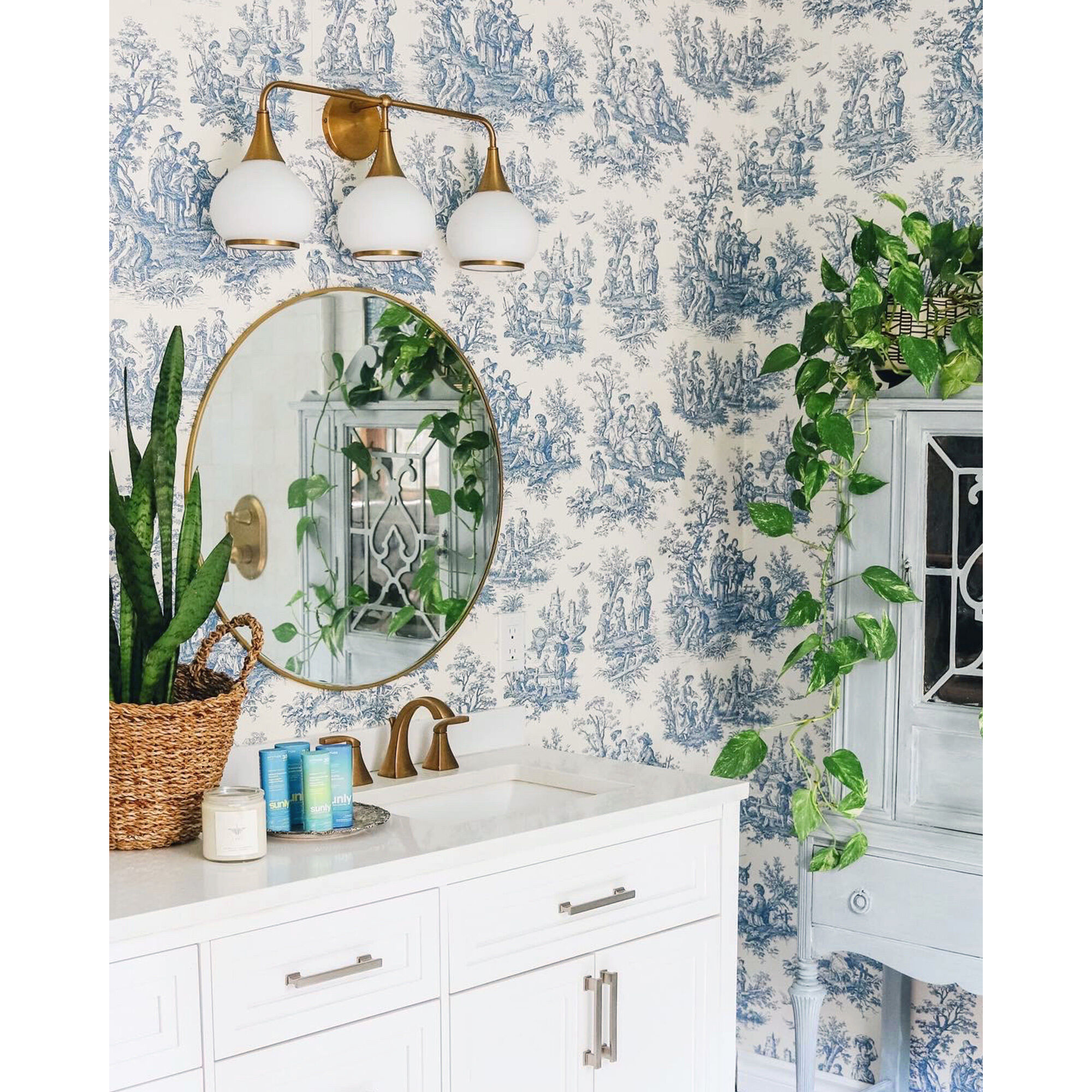 Alora Mood Hazel Bath Vanity Light Wall Light in Aged Gold, Matte Opal Glass