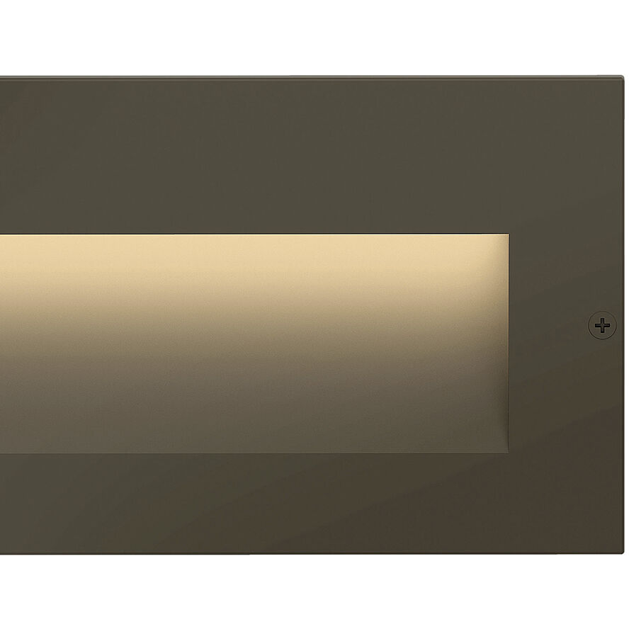 Taper 12v 2.50 watt Bronze Landscape Step Light, Horizontal