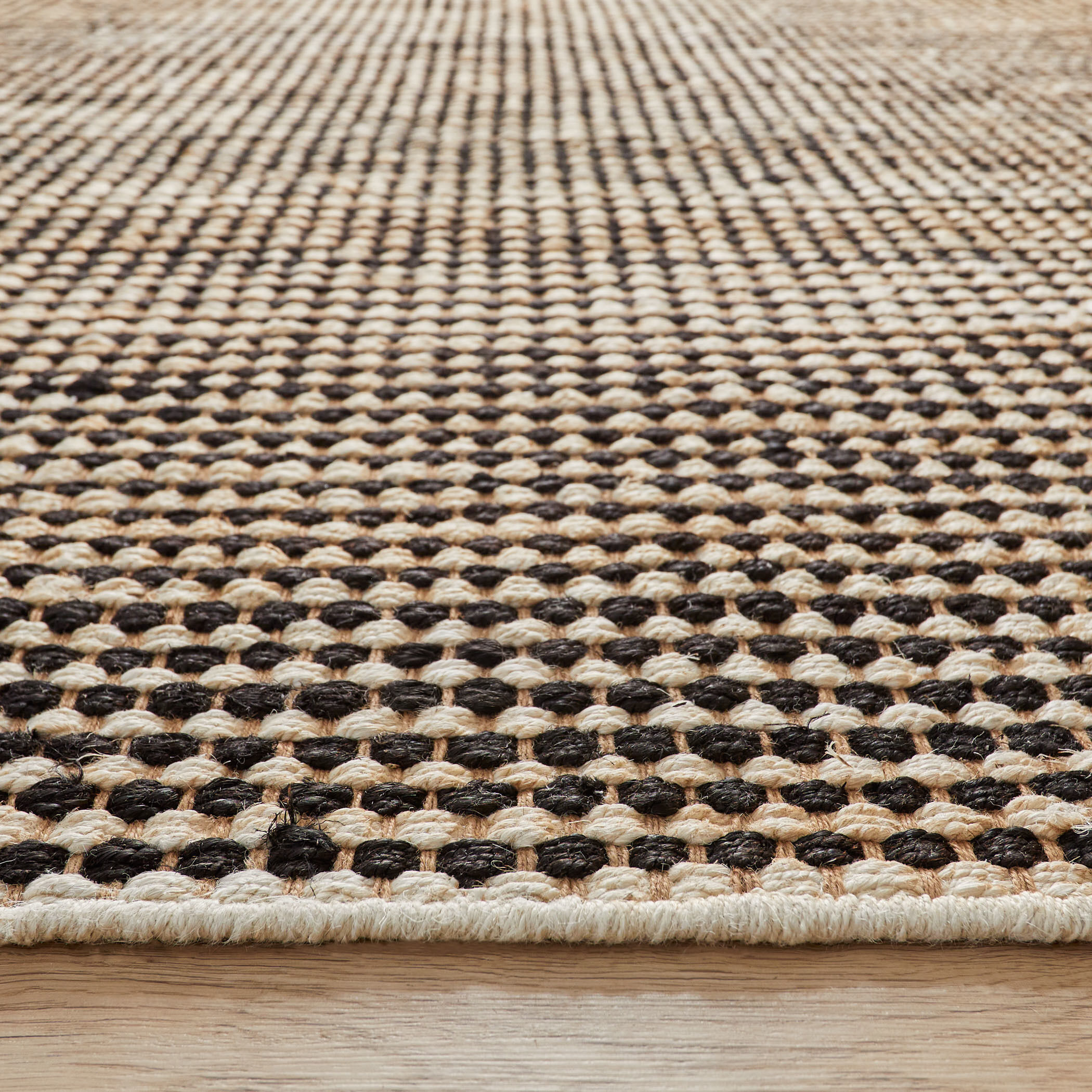 Ganges 130 X 94 inch Black/Natural Rug in 8 x 11