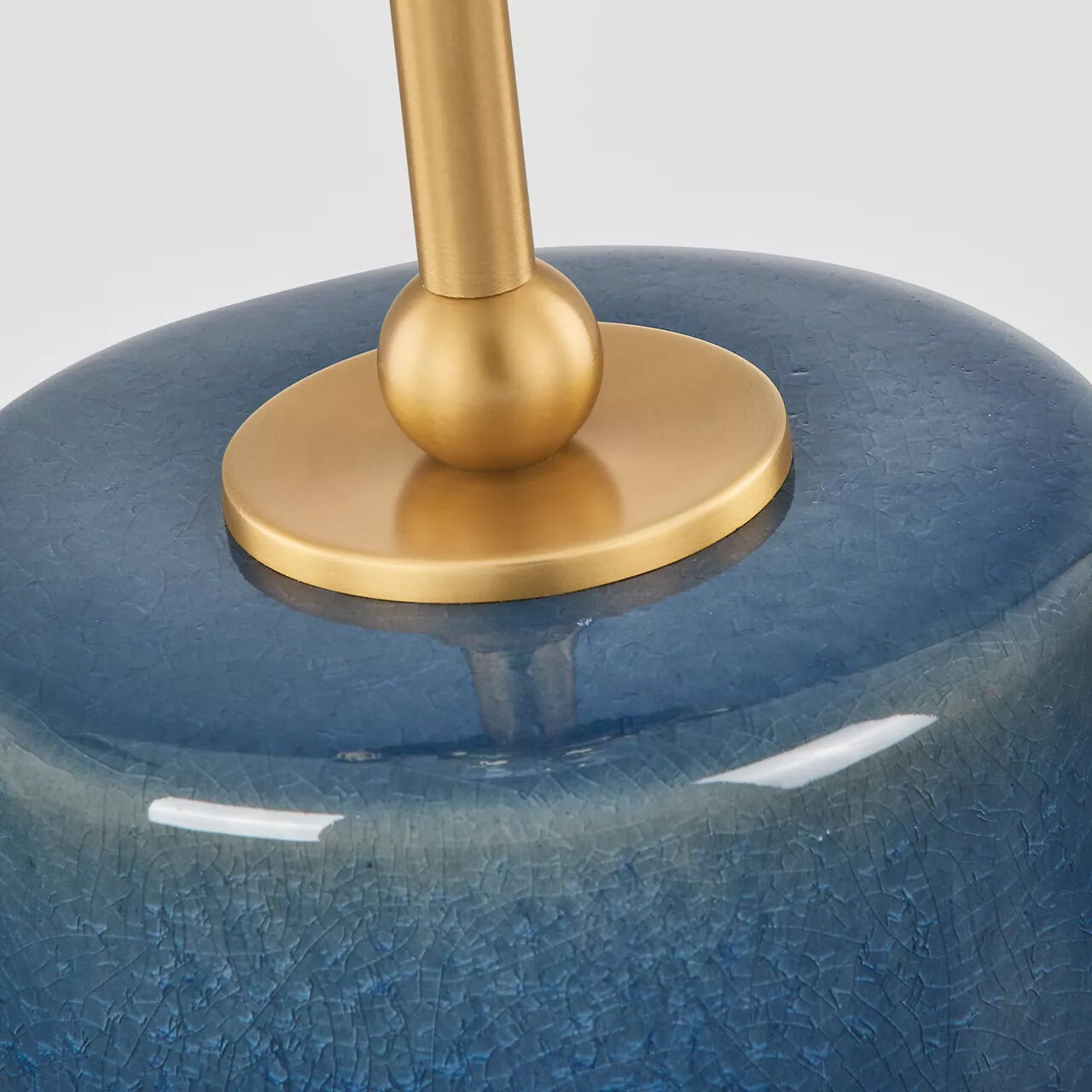 kate spade new york Lauren 26.13 inch 75 watt Deep Ocean Crackle Table Lamp Portable Light