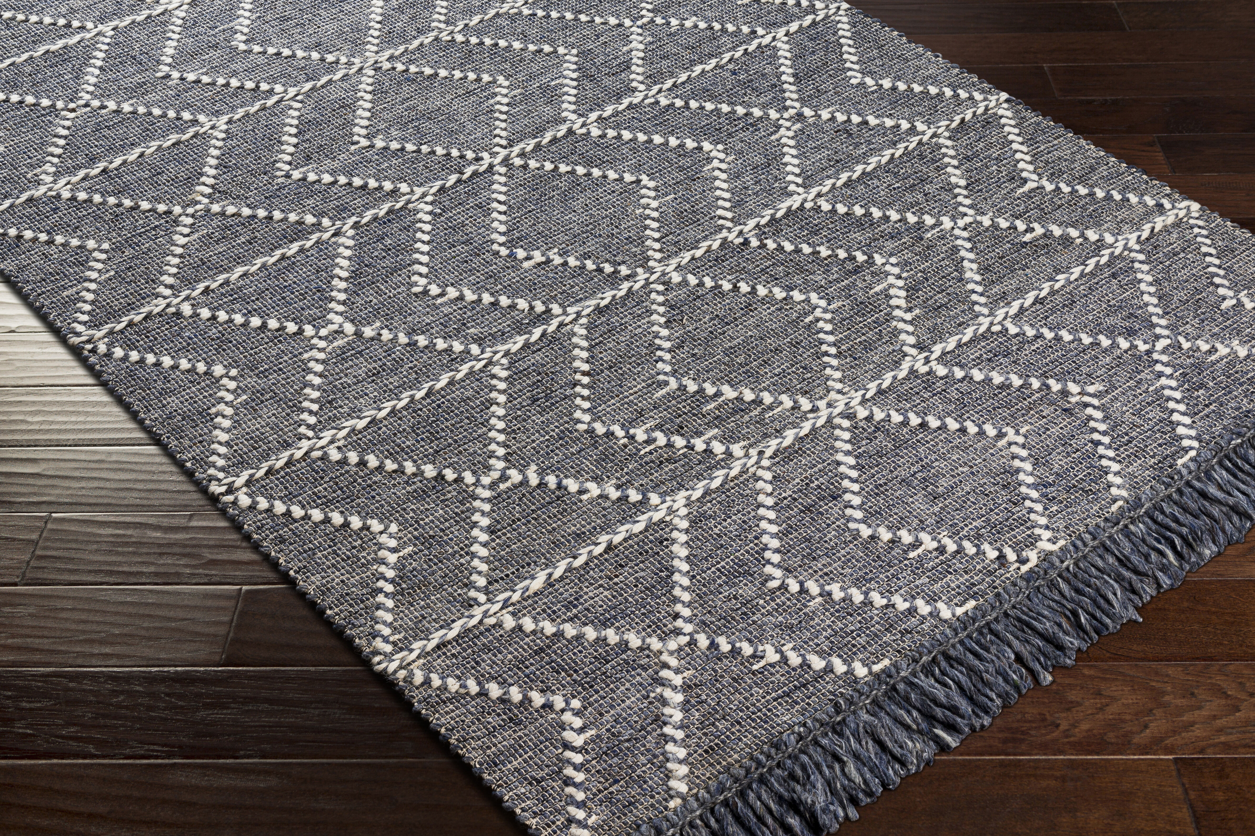 Uttar 108 X 72 inch Grey Rug in 6 X 9, Rectangle