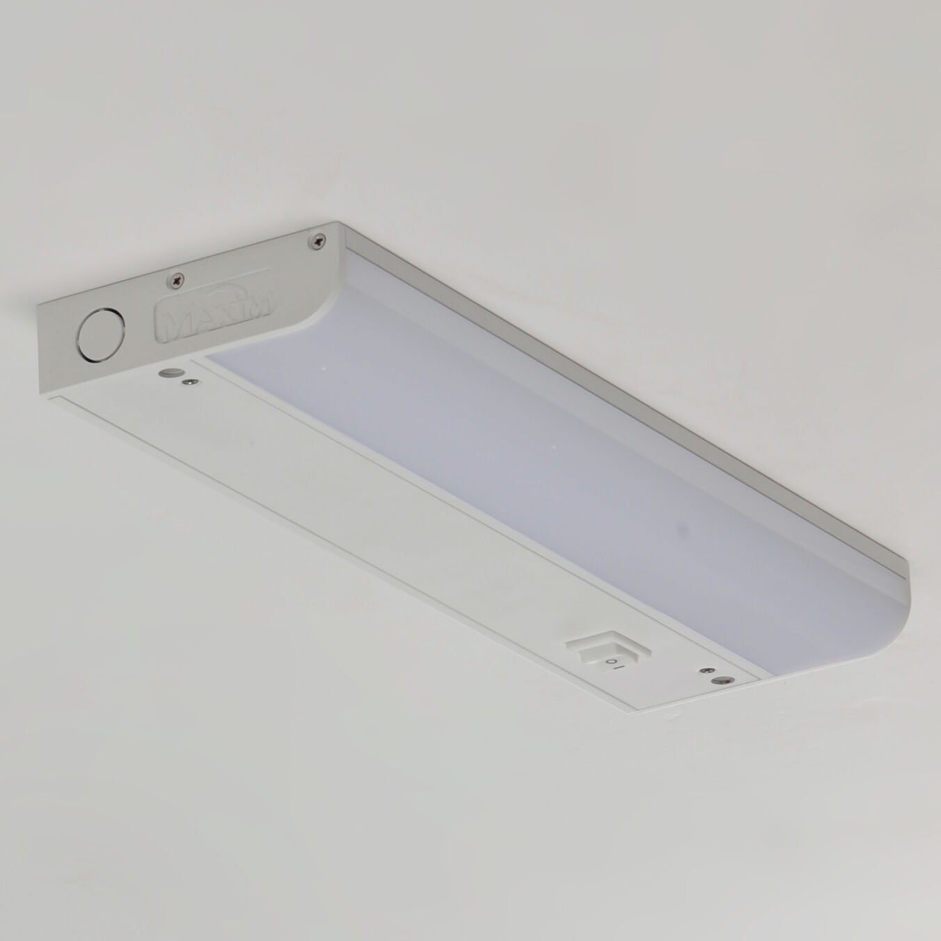 CounterMax MX-L-120-1K 120 LED 12 inch White Under Cabinet