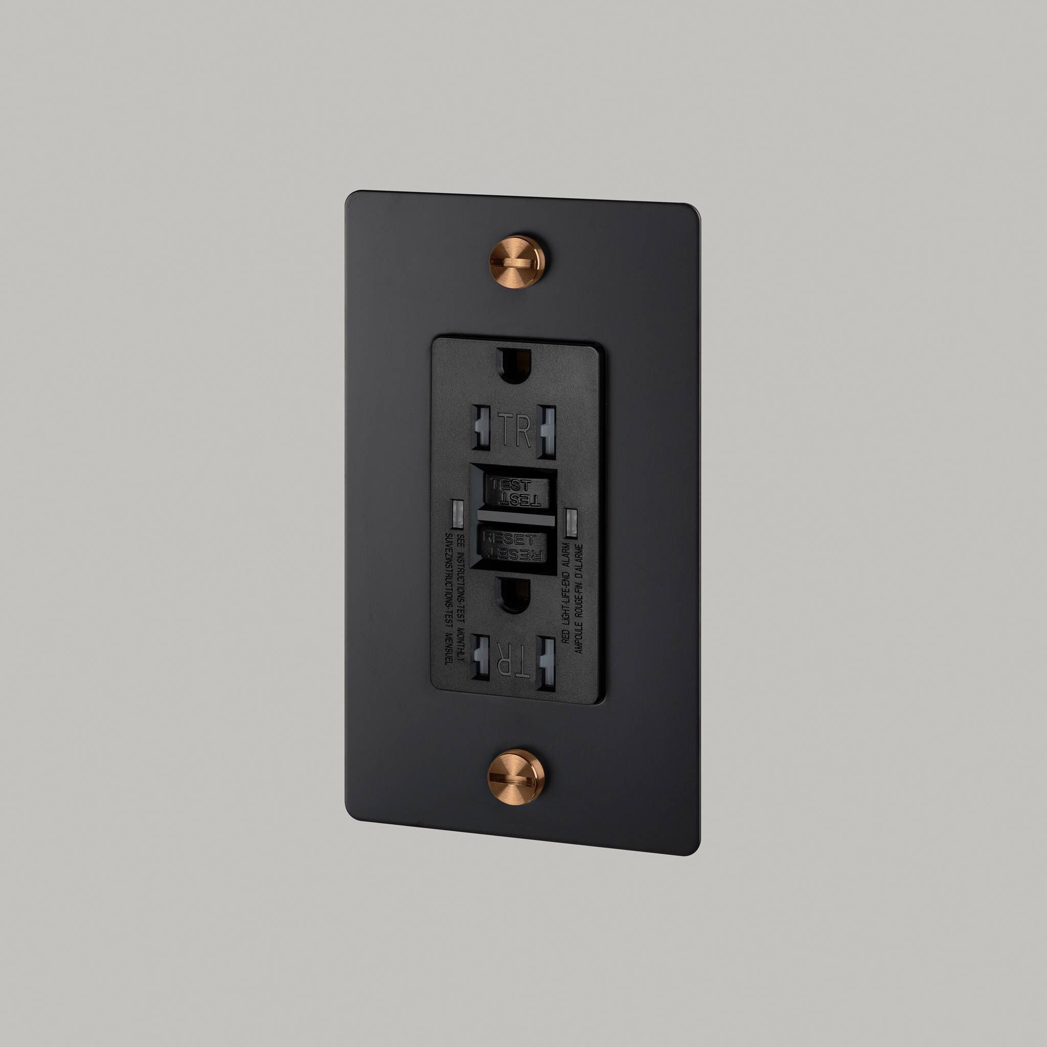 1G Duplex 125 Black / Warm Sunset Outlet, GFCI