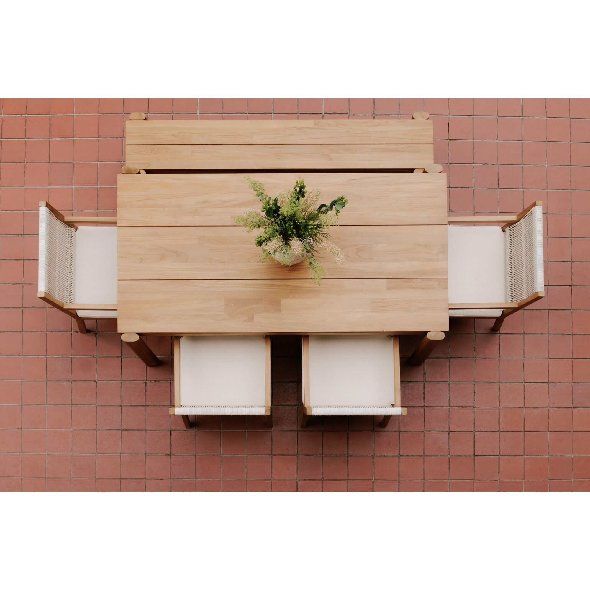 Tempo Natural Outdoor Bench