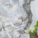 Crown Lion Gray Outdoor Planter