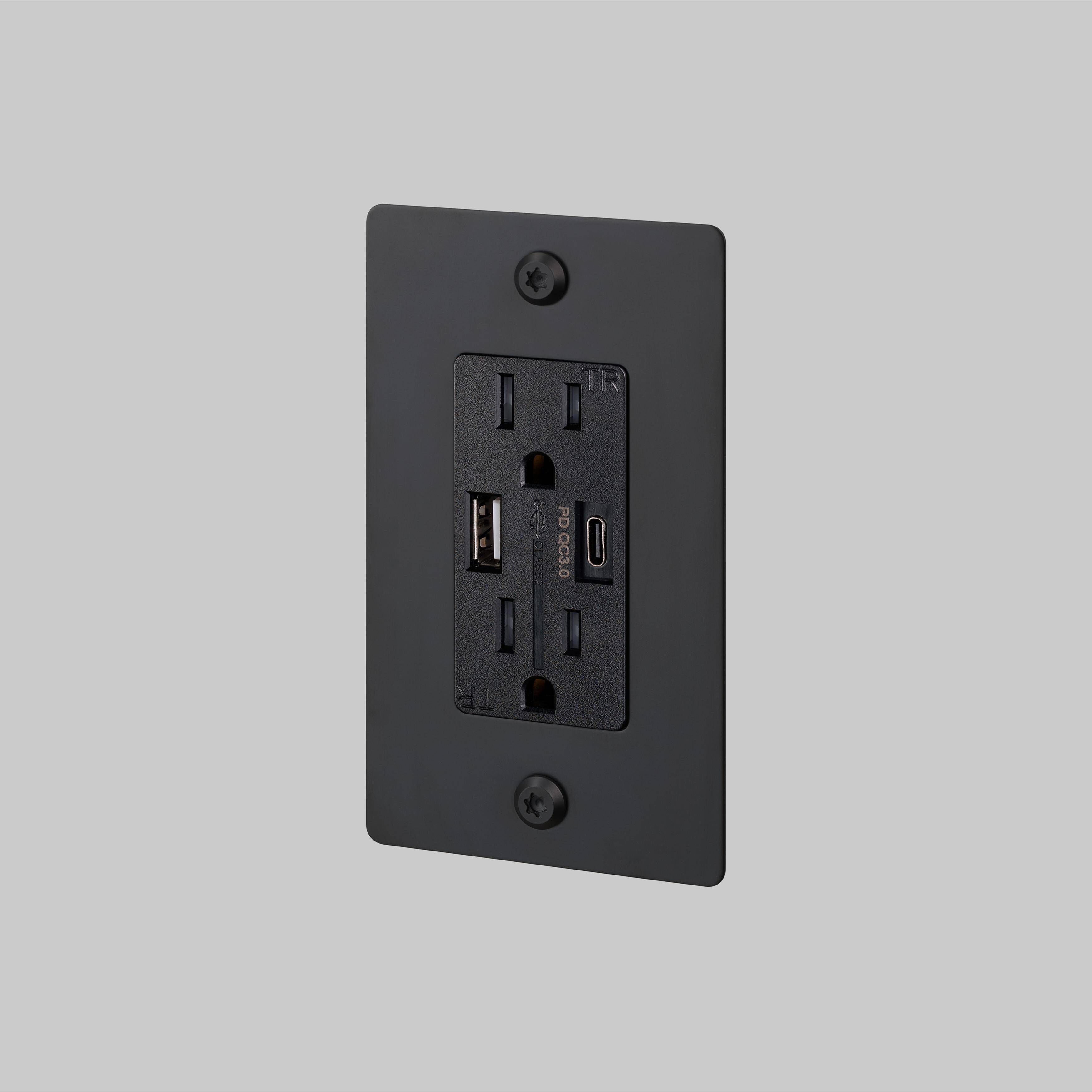 1G Duplex 125 Black Outlet, USB A + C
