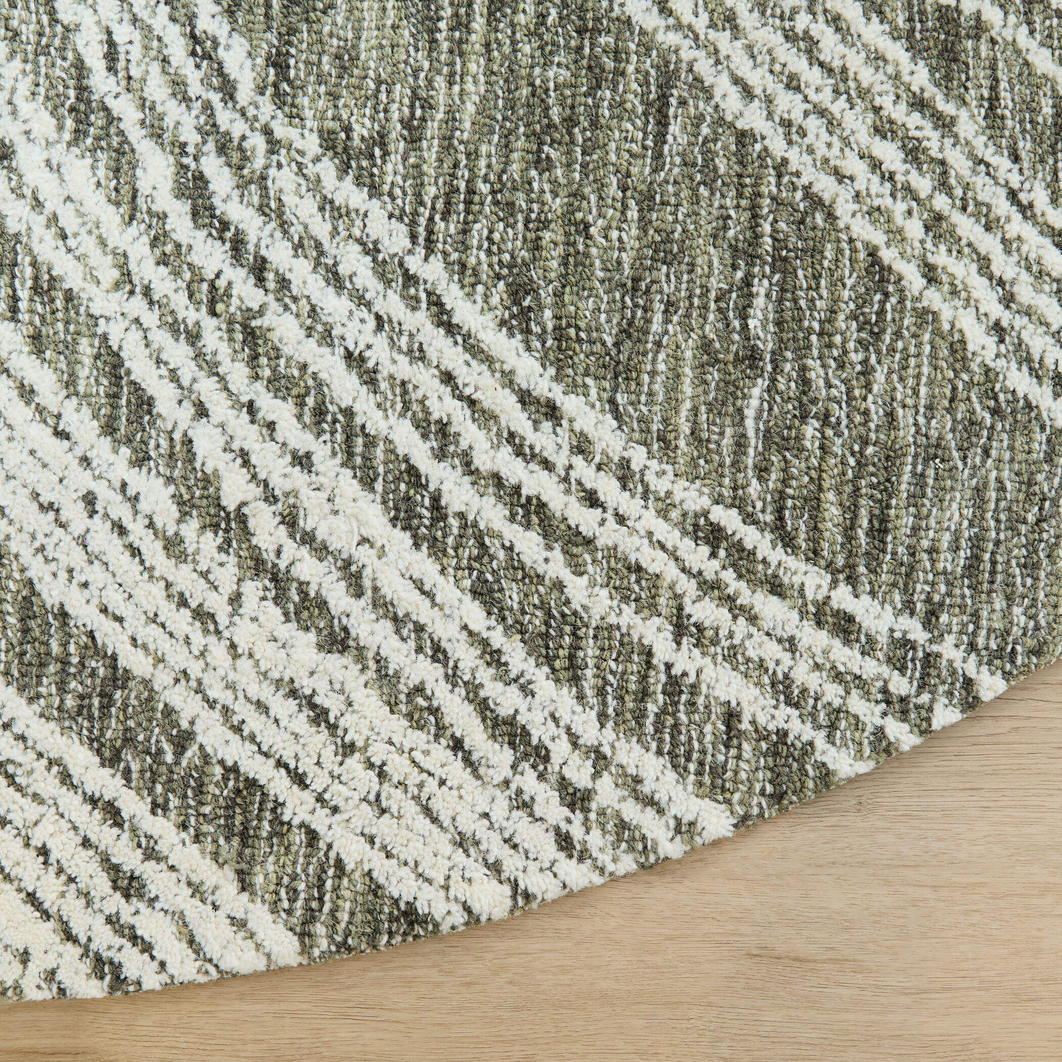 Mitra Black/White Rug in 10 Round