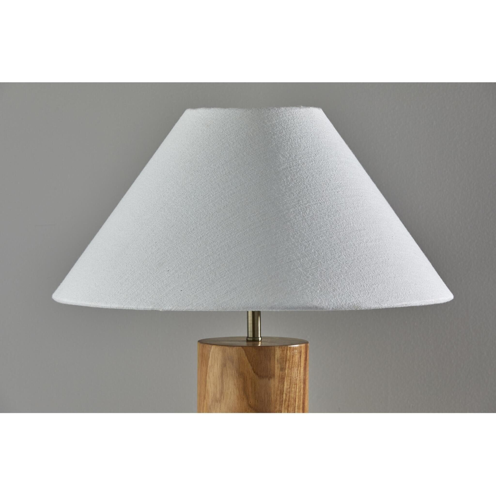 Martin 26 inch 100.00 watt Natural Oak Wood with Antique Brass Accent Table Lamp Portable Light 
