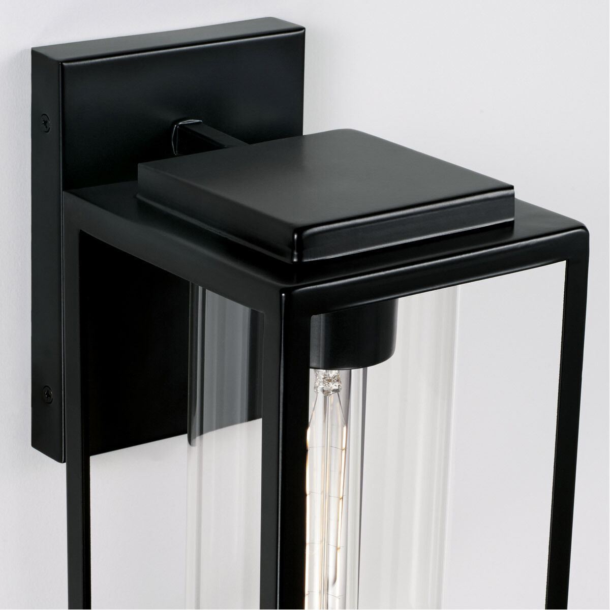 Elijah Outdoor Wall Lantern