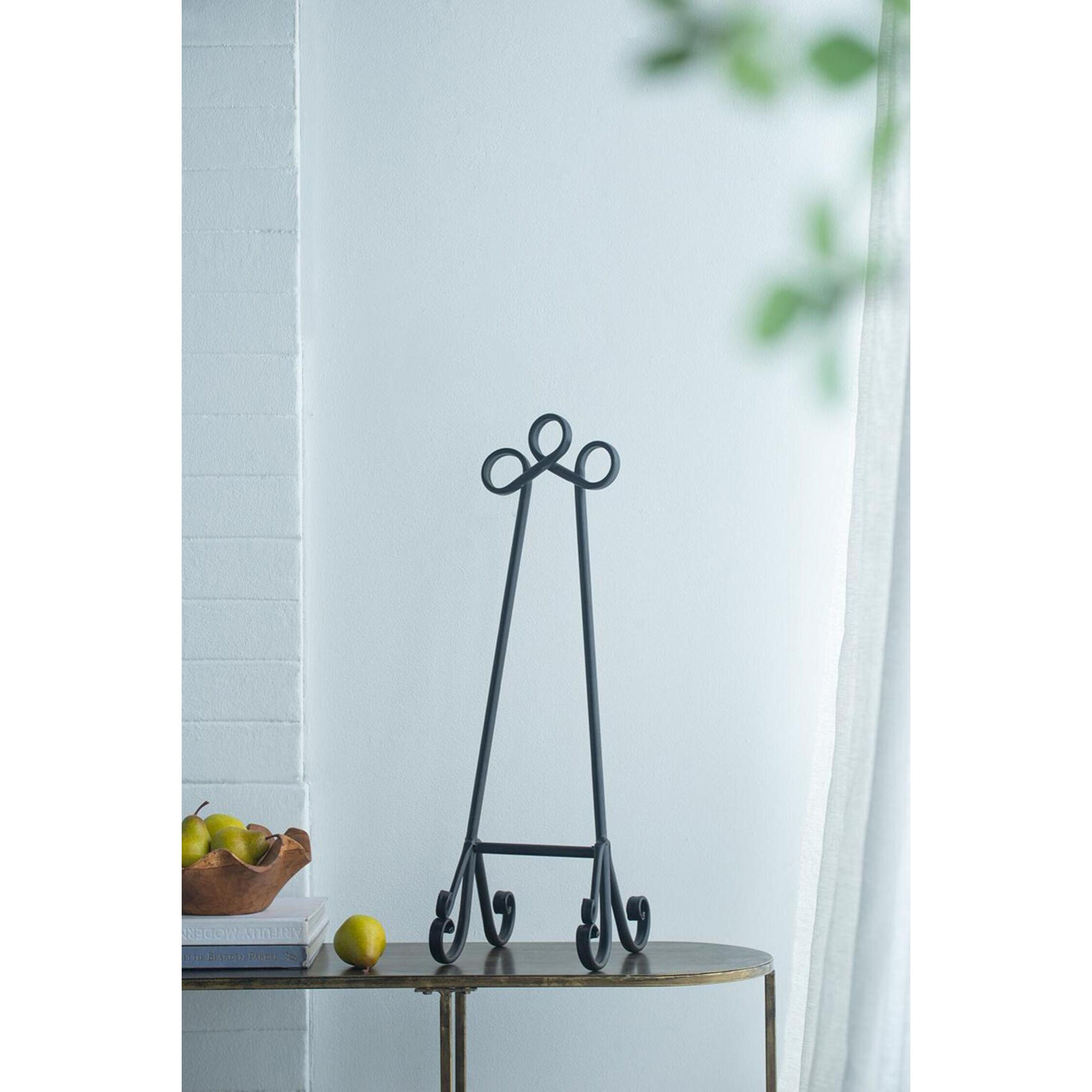 Anita Dark Bronze Plate Holder