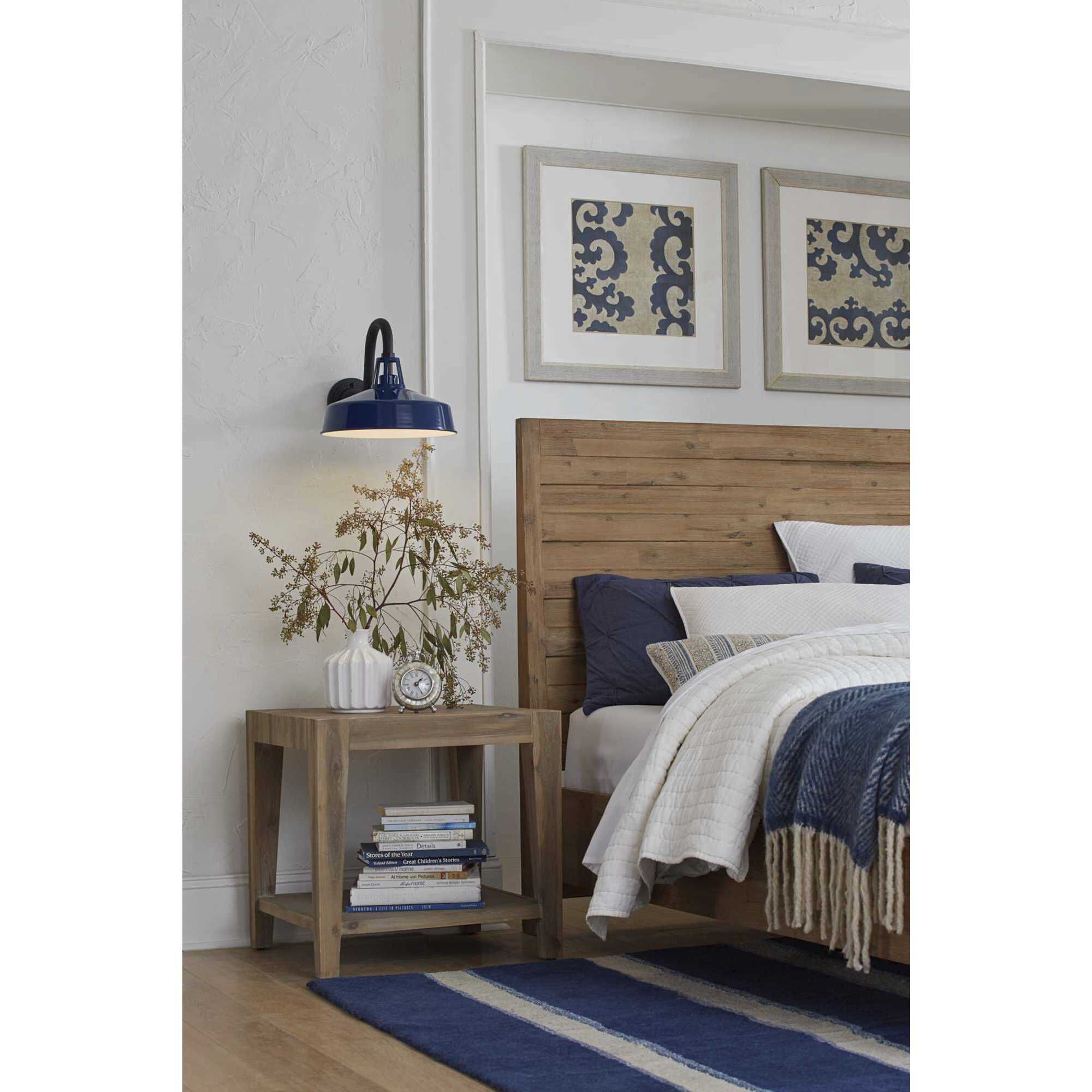 Cedar Springs 1 Light 11 inch Navy Outdoor Wall Lantern, Extra Large