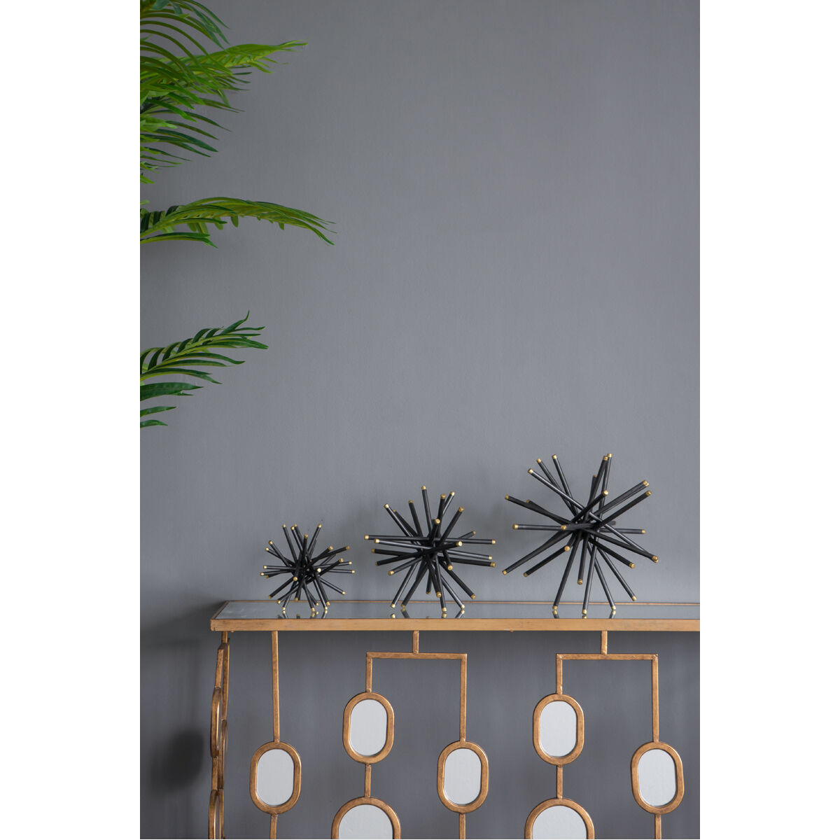 Caper Black Statuary