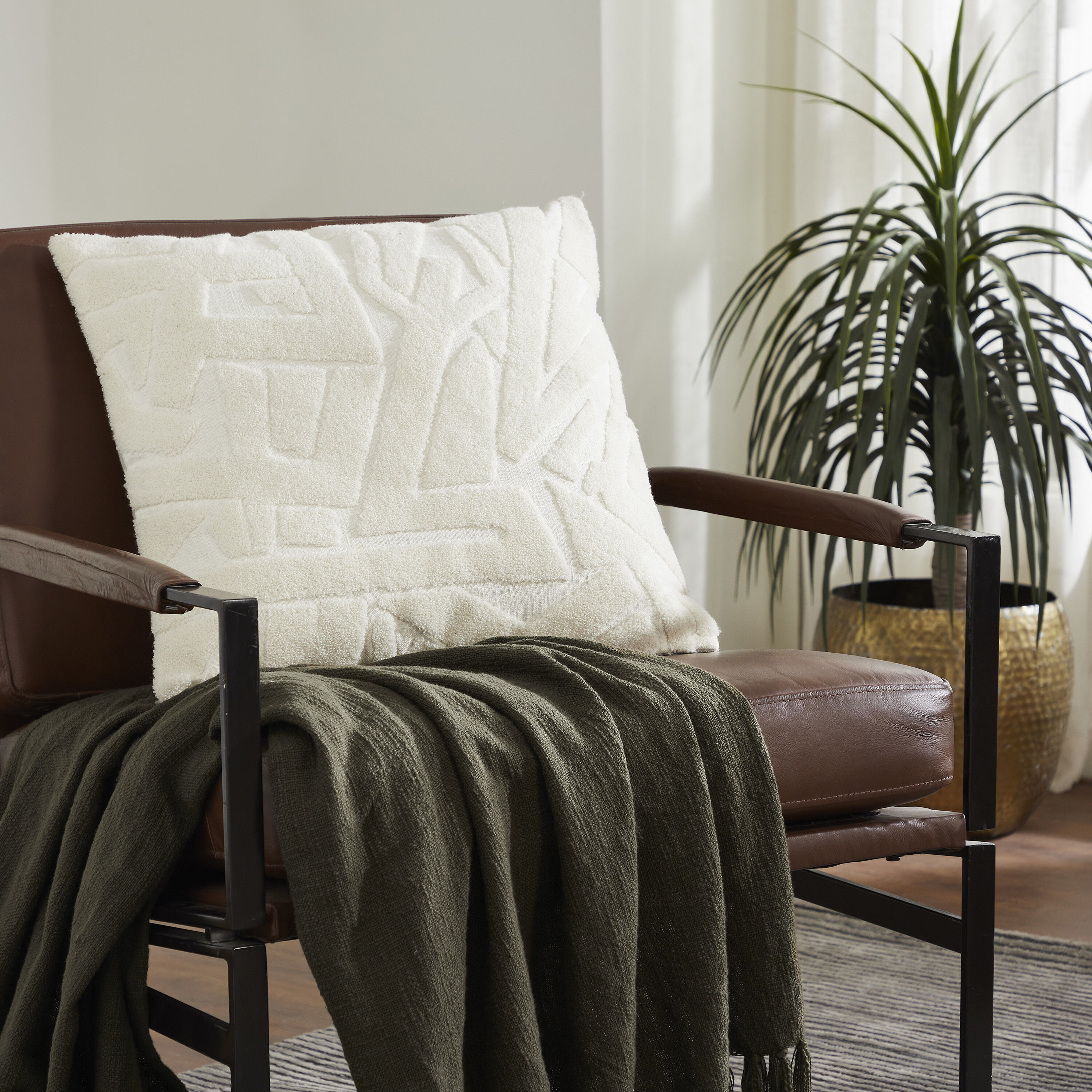 Merano 20 inch Ivory Indoor Pillow