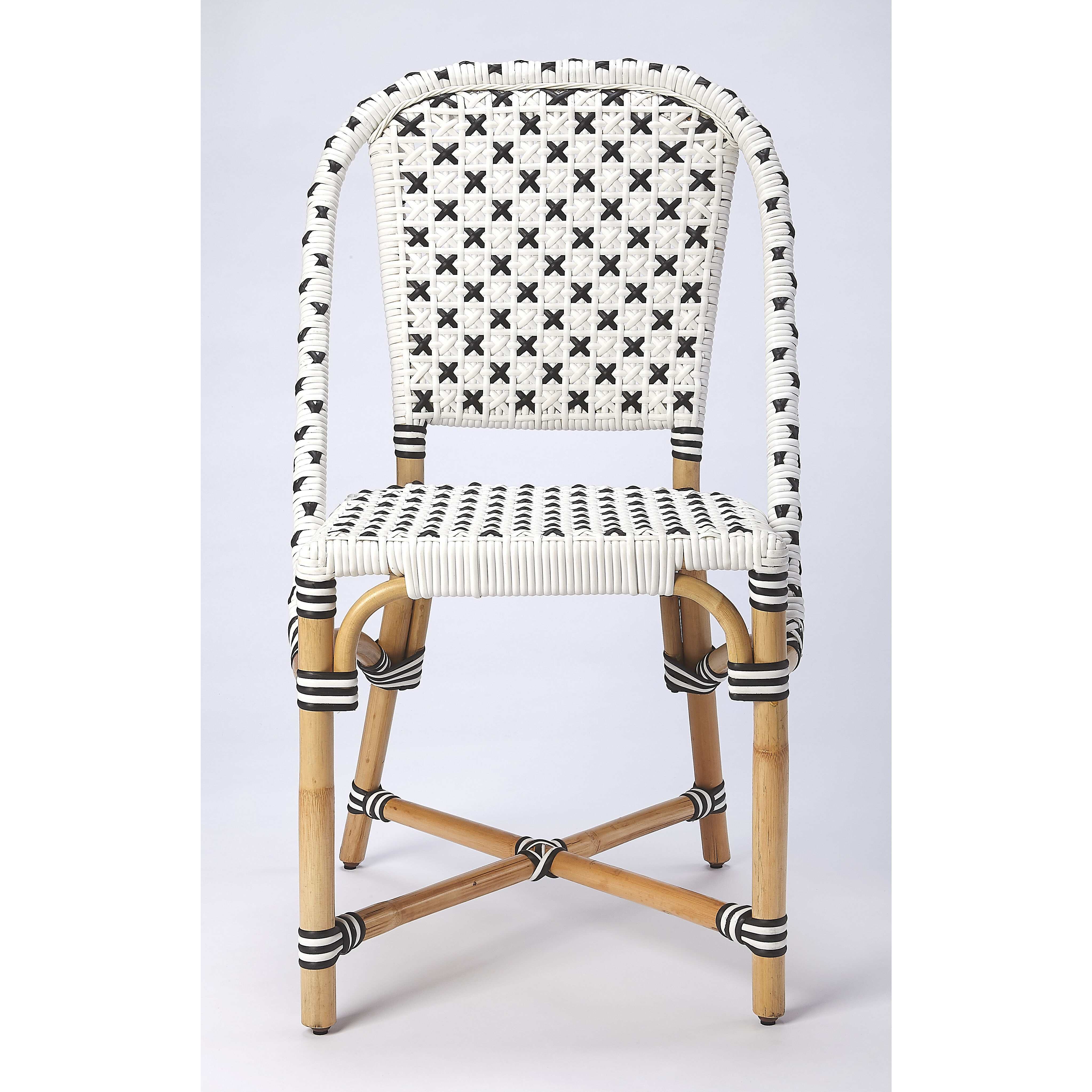 Designer'S Edge Tenor White & Black Rattan Accent Chair