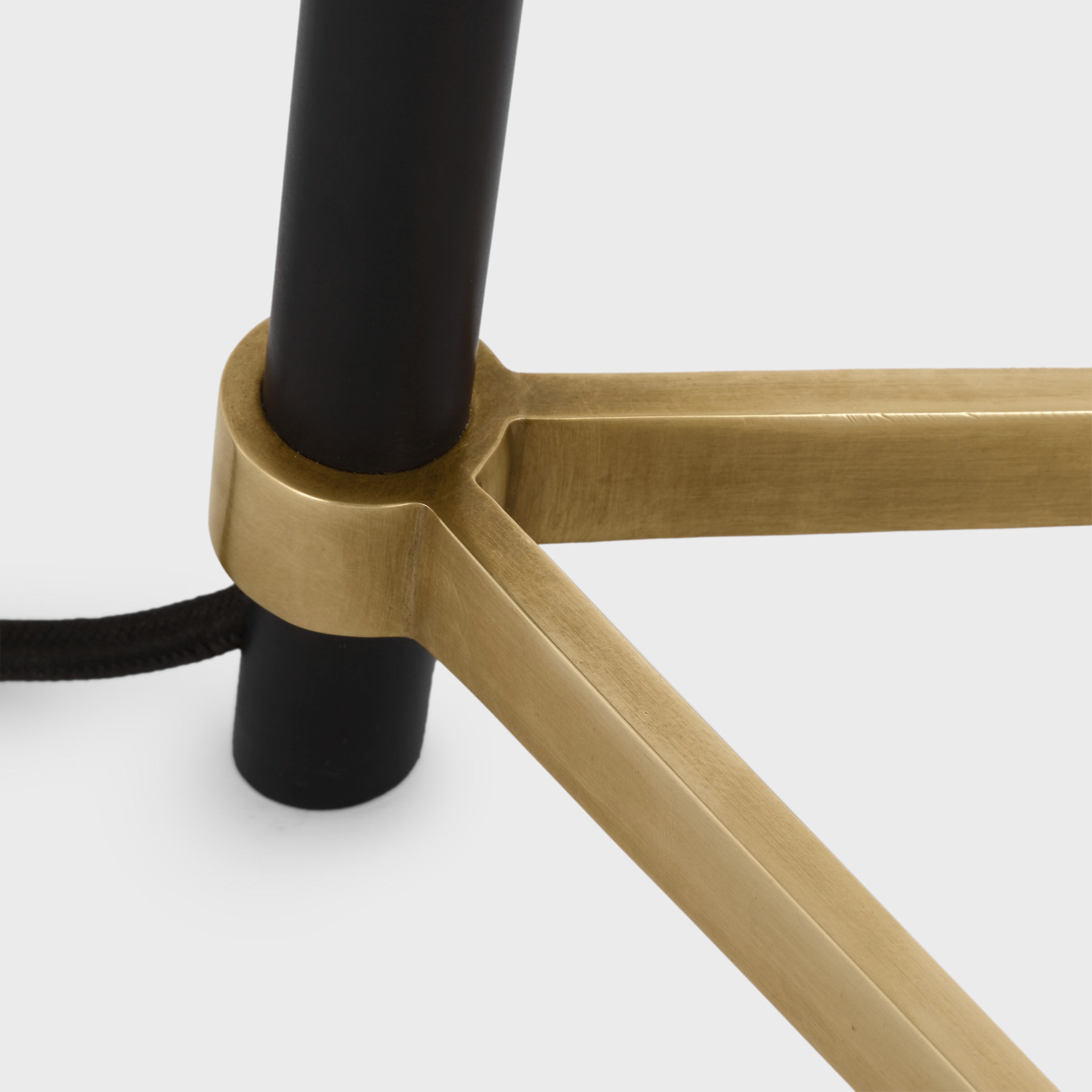 Ian K. Fowler Mistral 21 inch 10.00 watt Hand-Rubbed Antique Brass and Matte Black Ring Lamp Portable Light, Medium