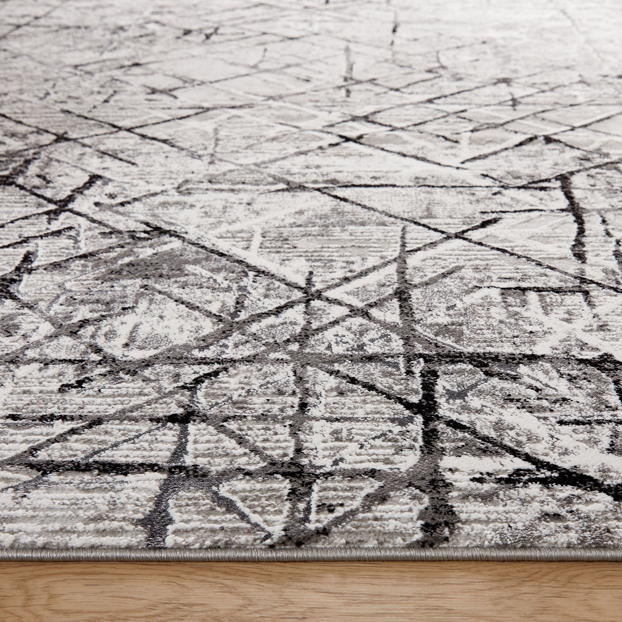 Sesia 36 X 24 inch Black/Grey Rug in 2 x 3