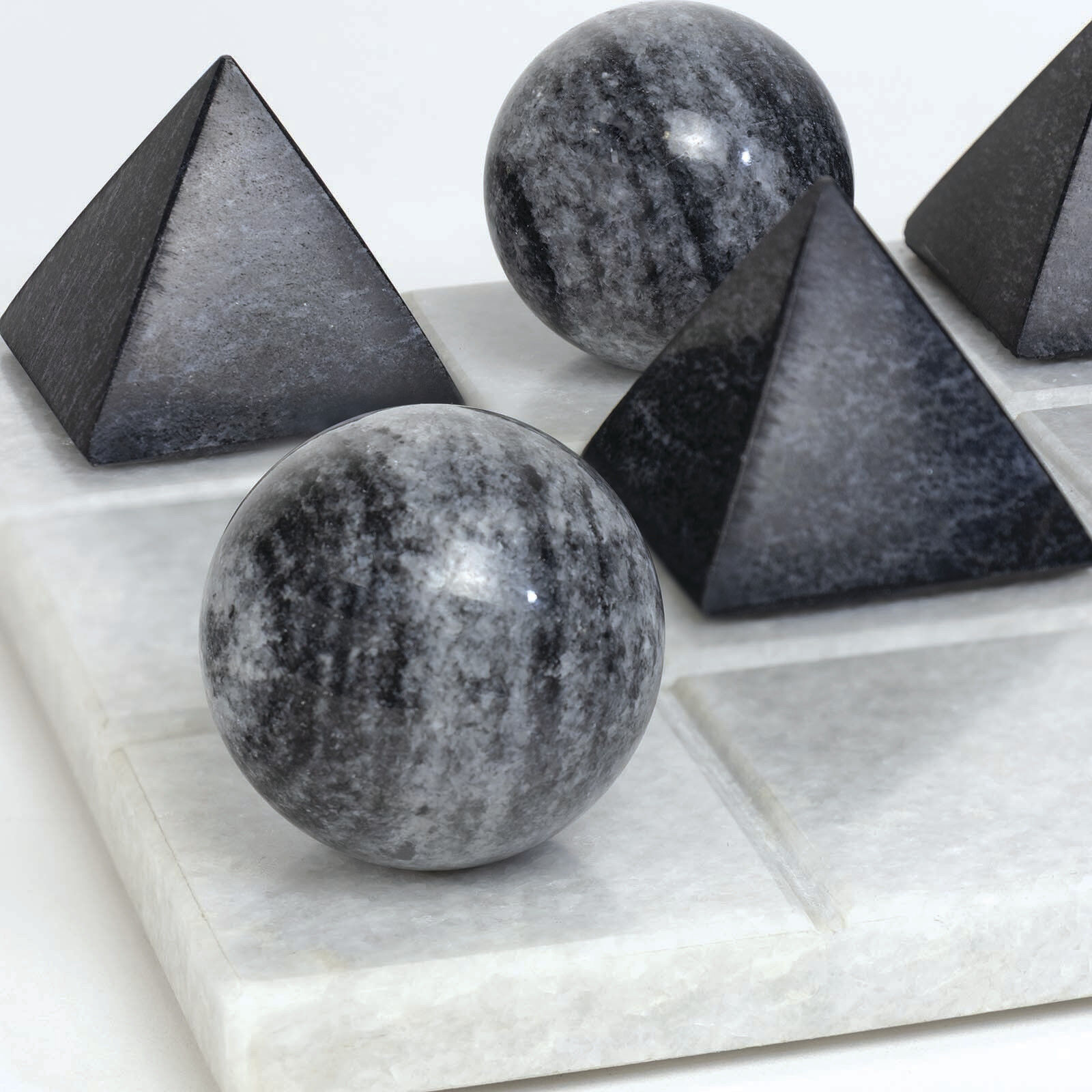 Tic Tac Toe White Game