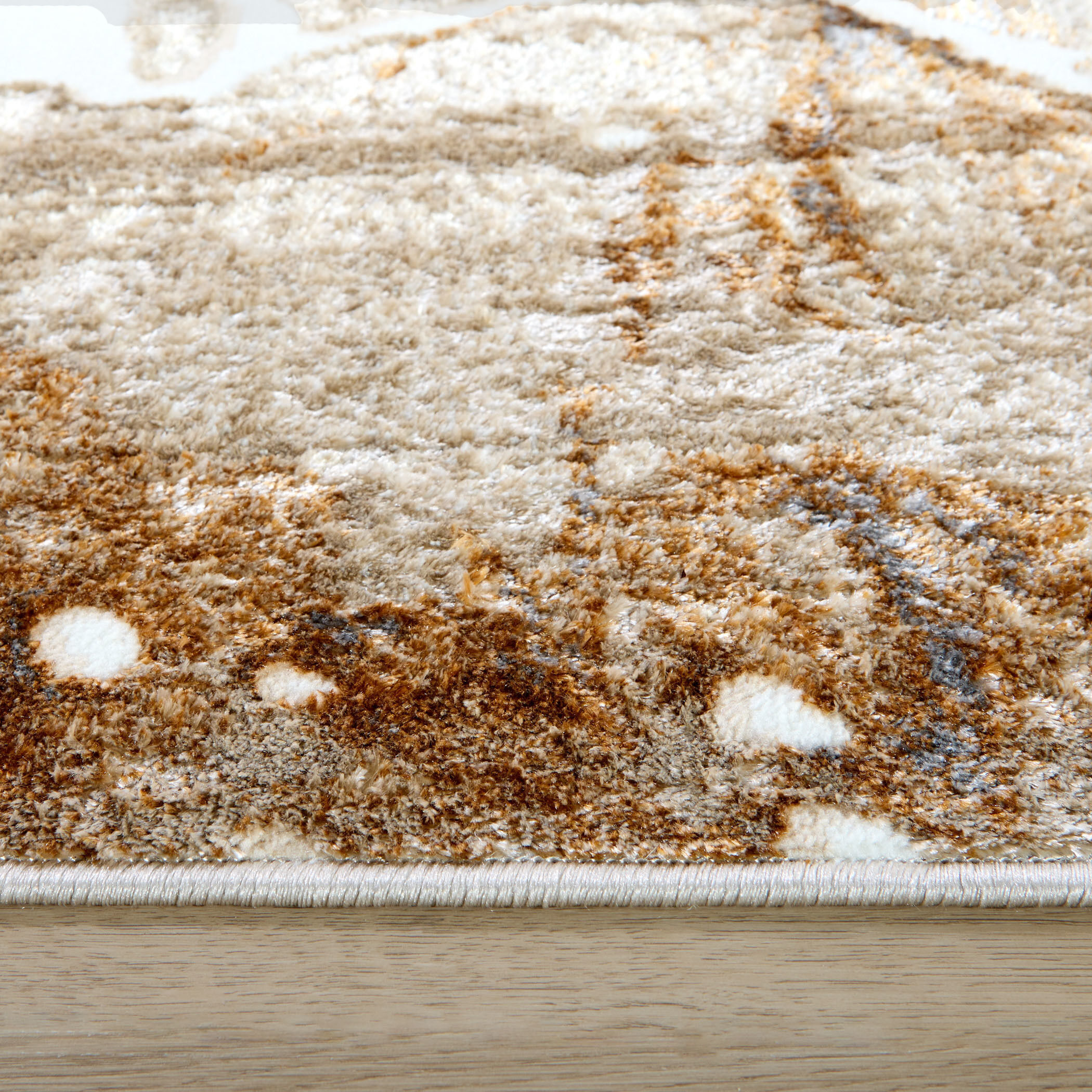 Melet 90 X 63 inch Gold Rug in 5 x 7