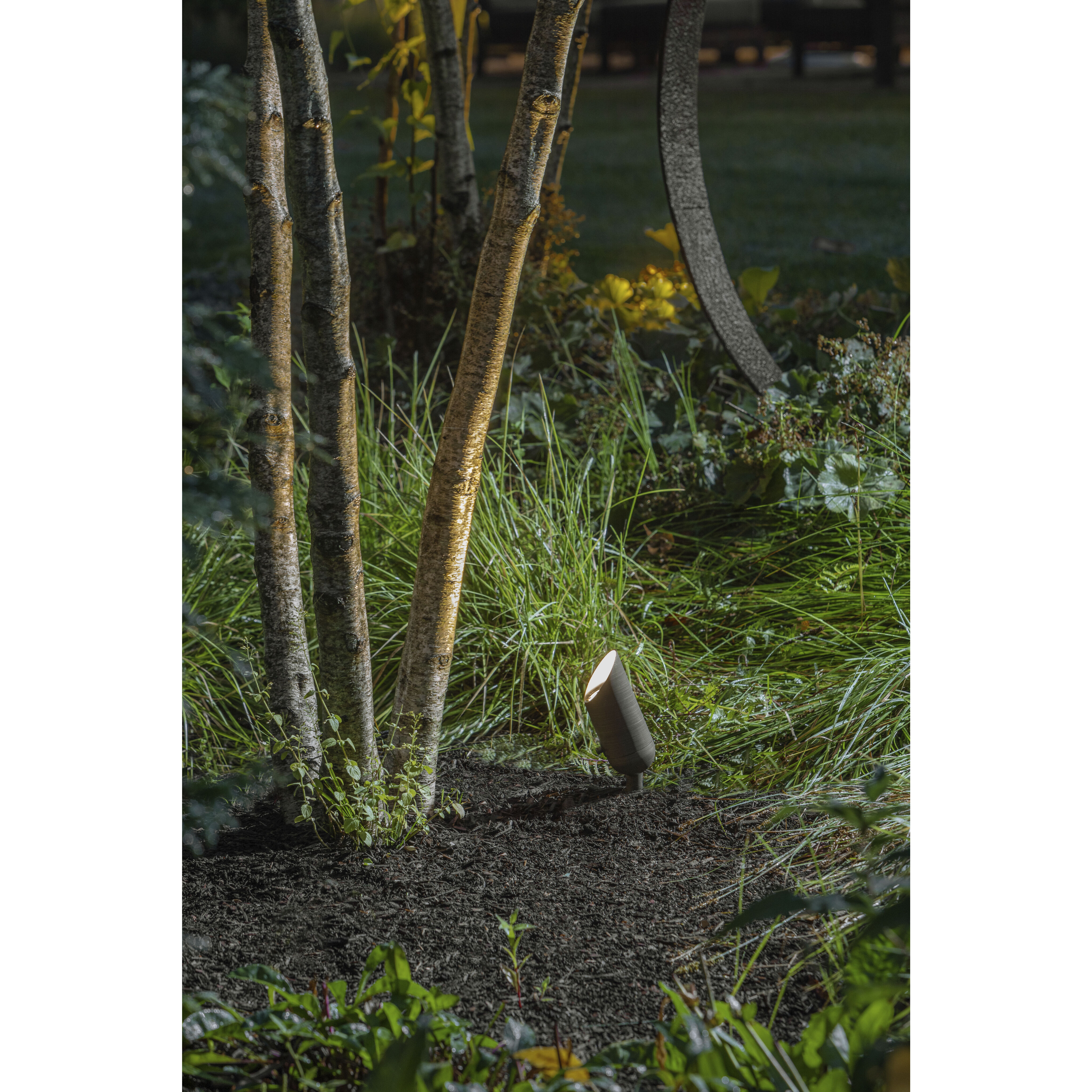 Hardy Island Lumacore 12v 8.00 watt Matte Bronze Landscape Spot Light in Non-LED