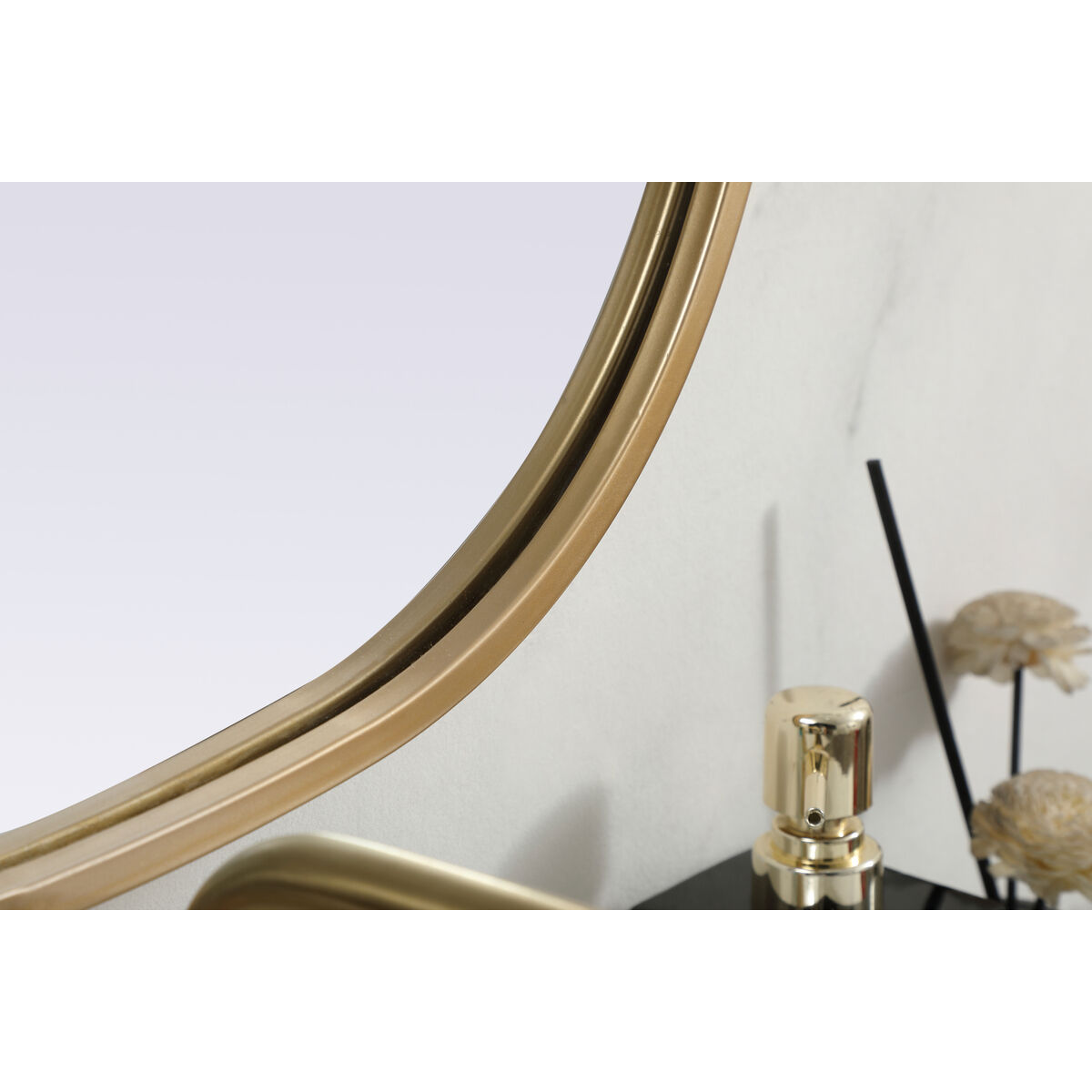 Brynn 30 X 20 inch Brass Mirror in 20 x 30