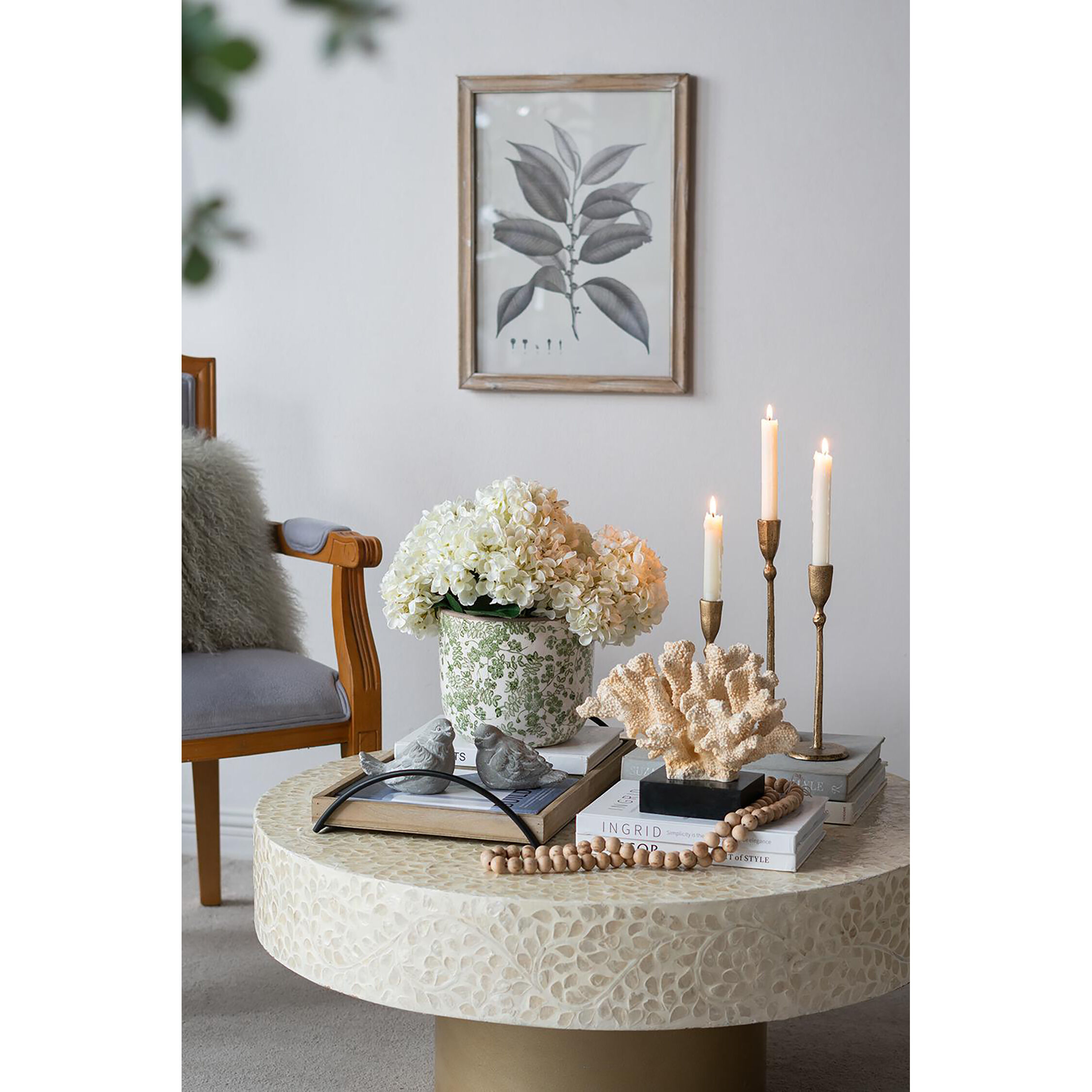 Flower Green and White Planter