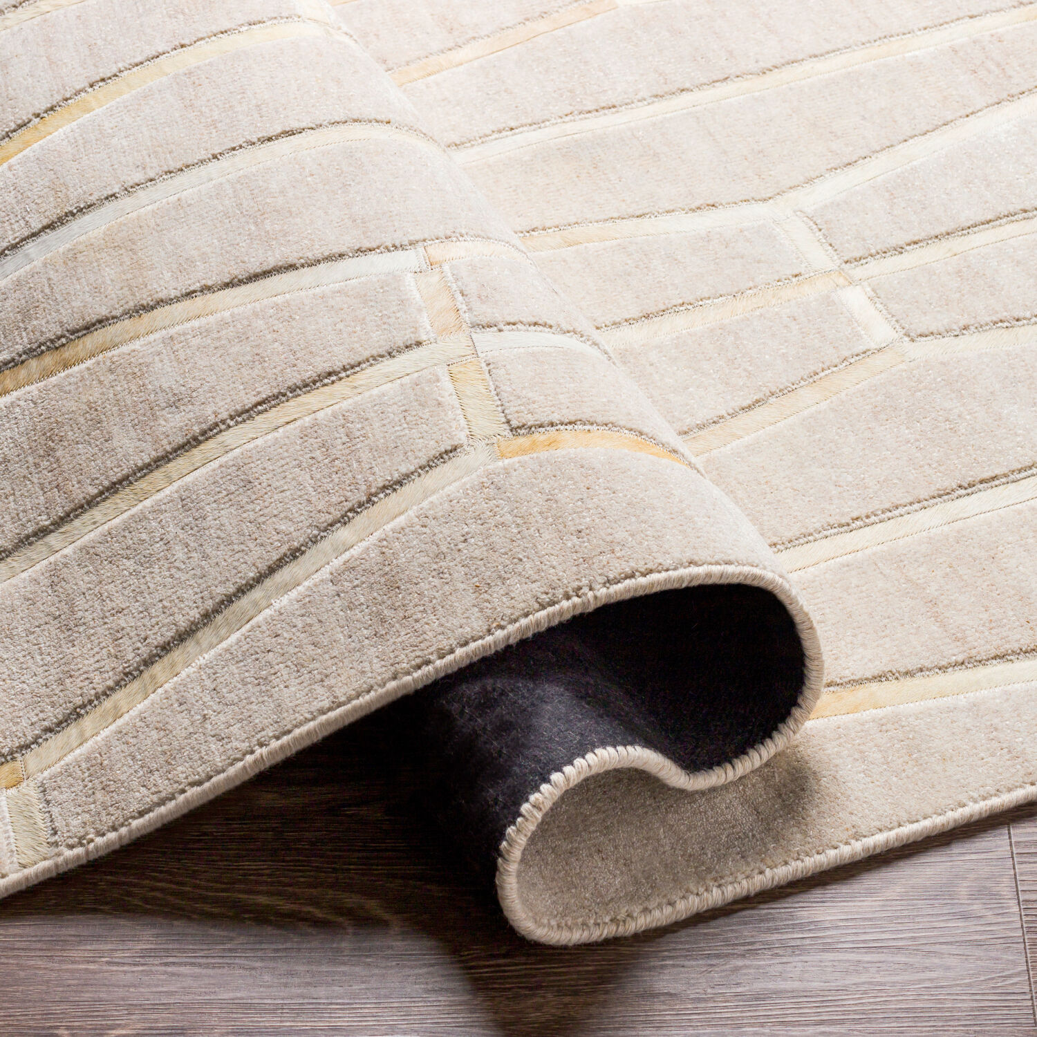 Eloquent 36 X 24 inch Tan Rug in 2 x 3, Rectangle