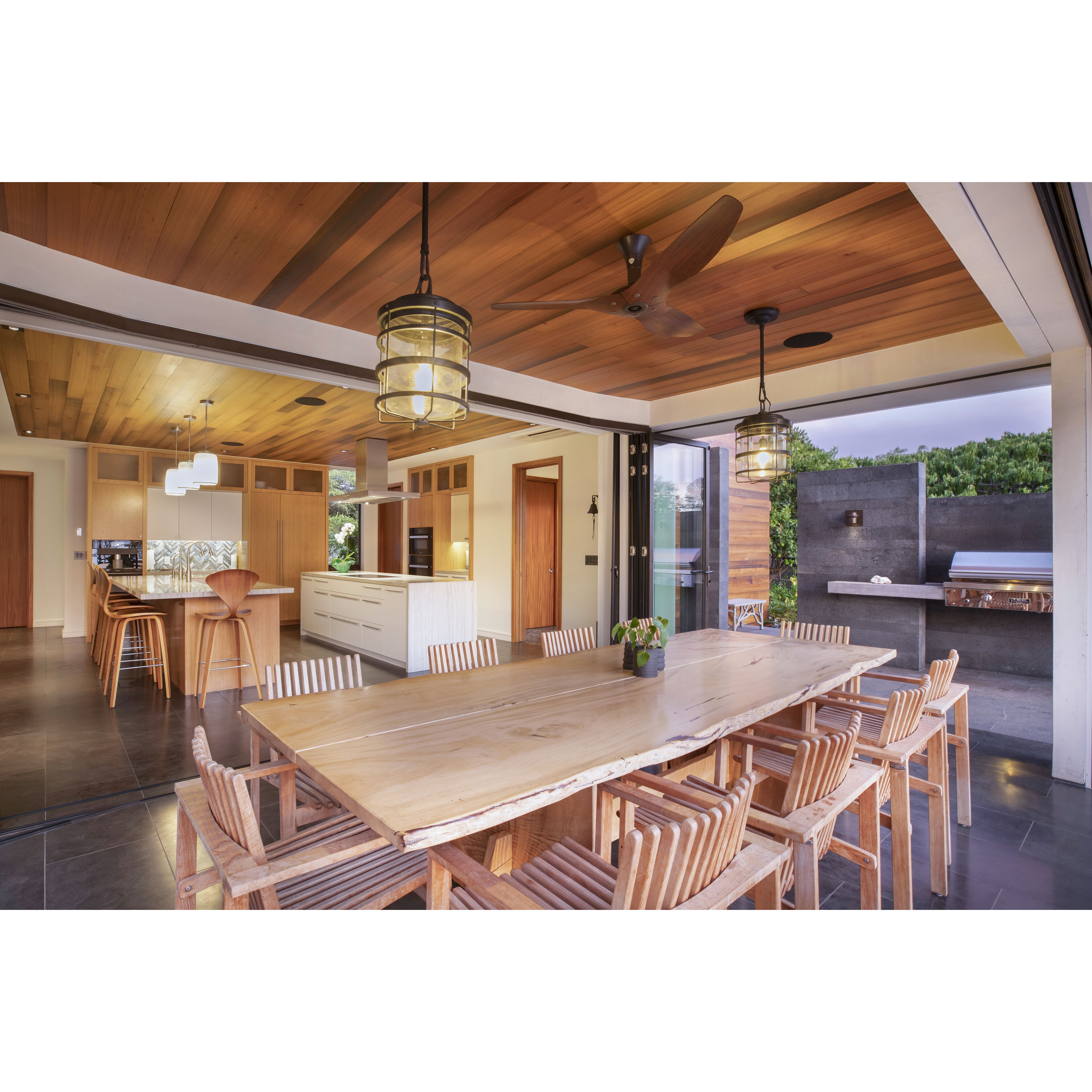 Haiku 52 inch Oil Rubbed Bronze with Cocoa Wood Grain Blades Outdoor Ceiling Fan