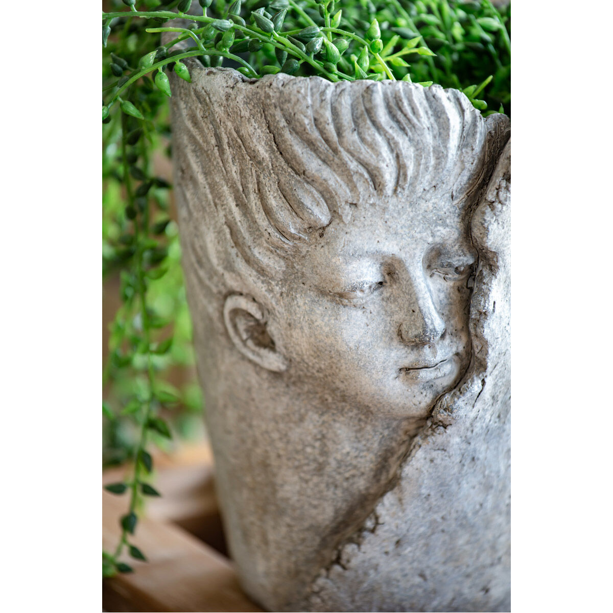 Dreaming Profile Gray Outdoor Planter