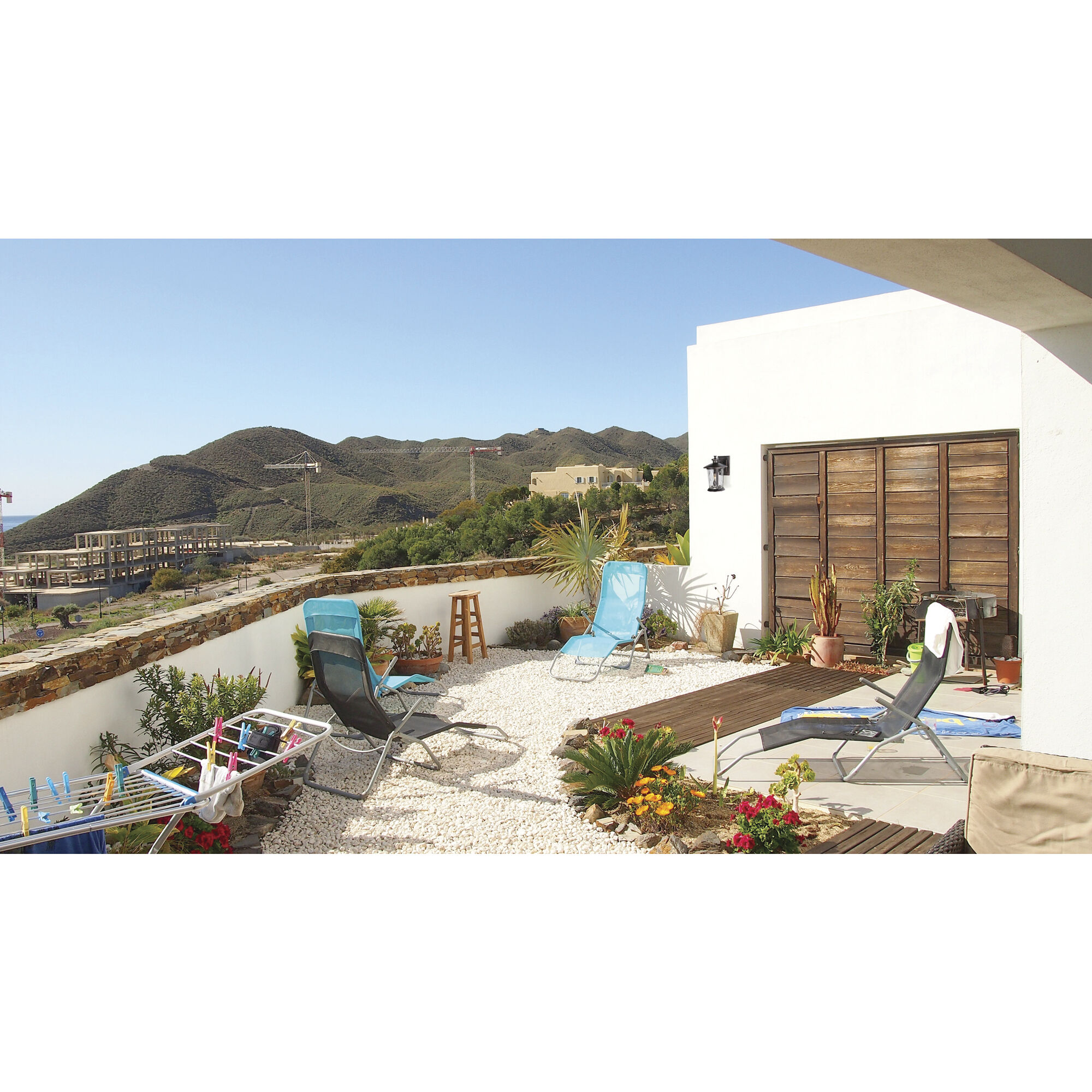 Summerhays Outdoor Wall Mount, Large