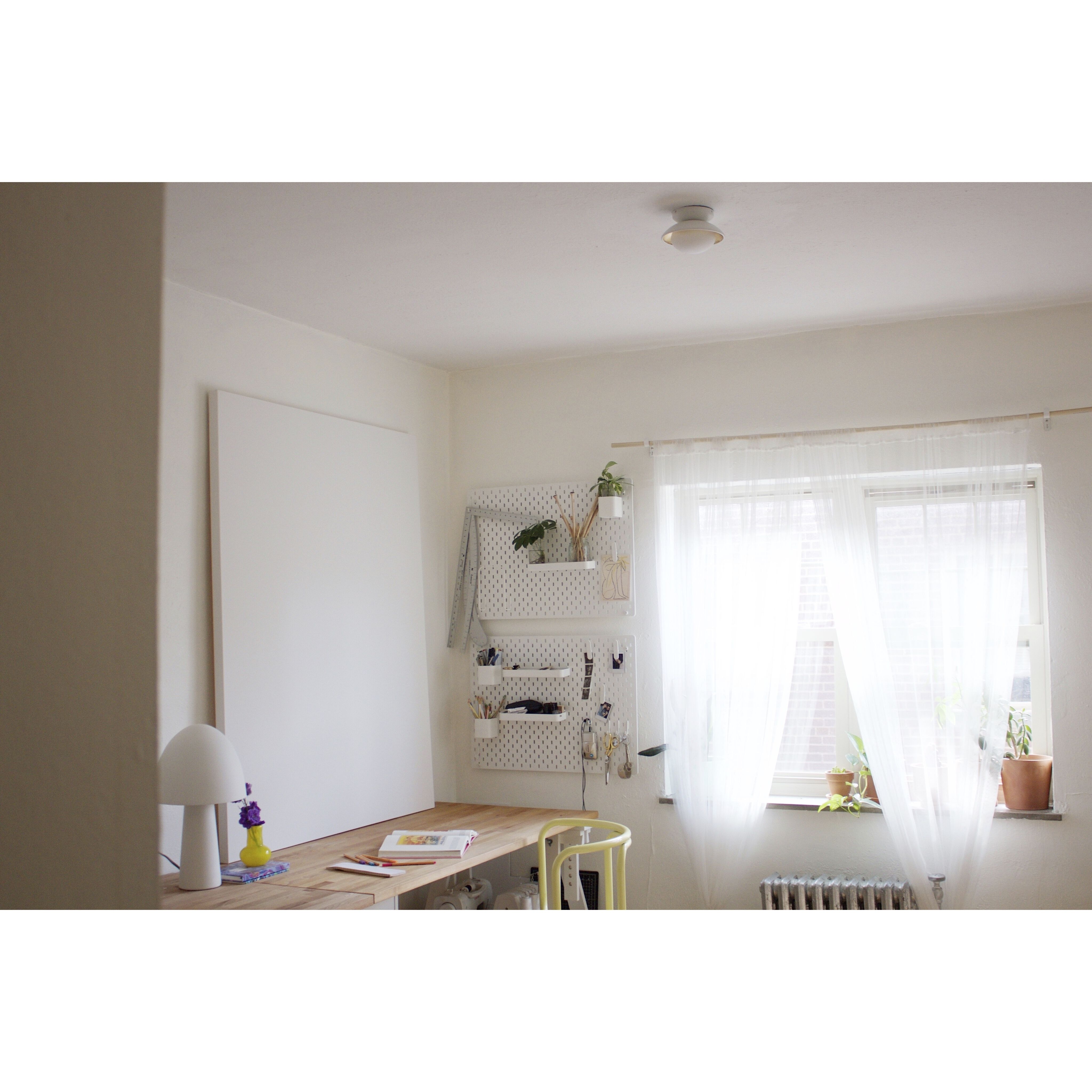 Vicky 17 inch 60.00 watt Soft White Table Lamp Portable Light