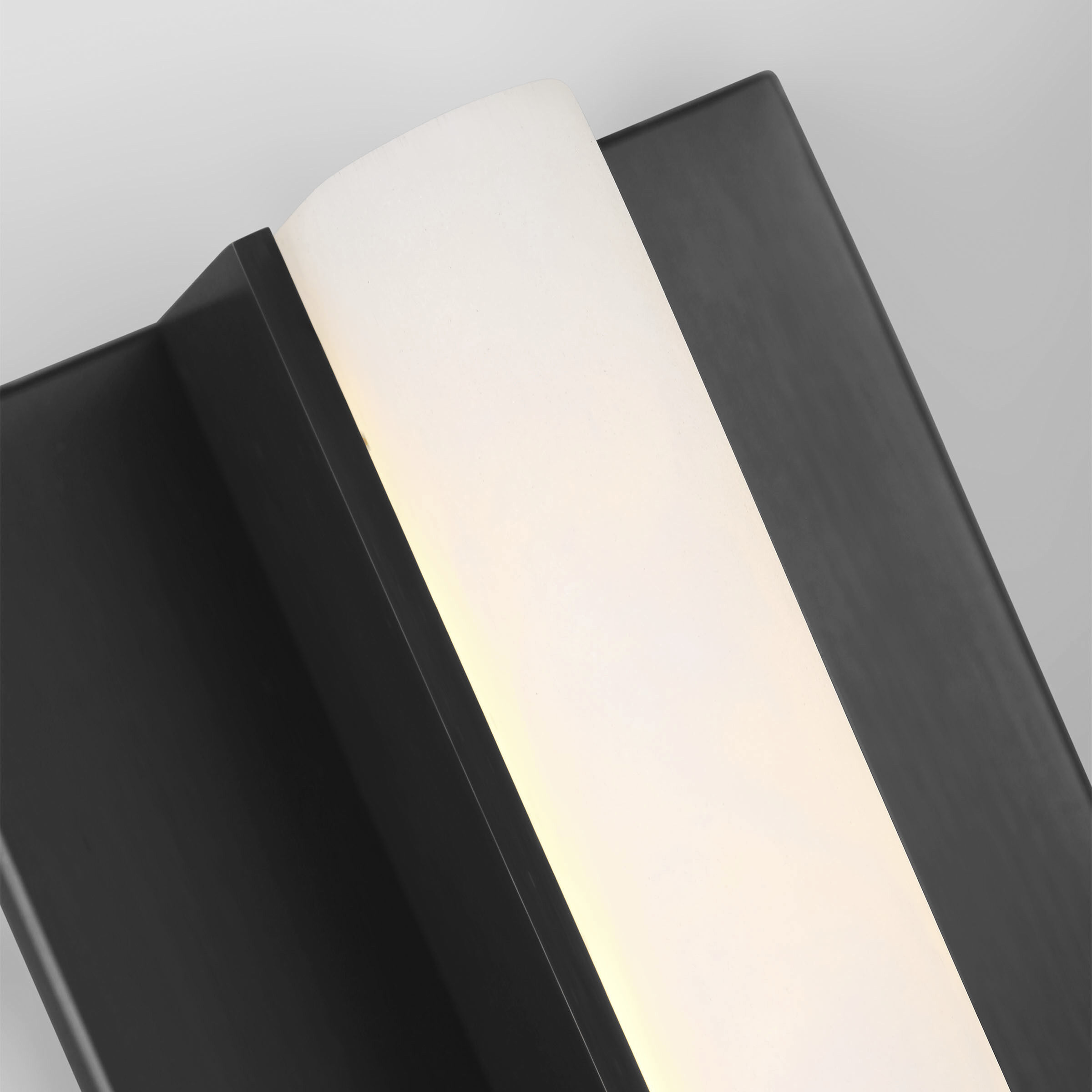 Kelly by Kelly Wearstler Linea Sconce Wall Light in Bronze