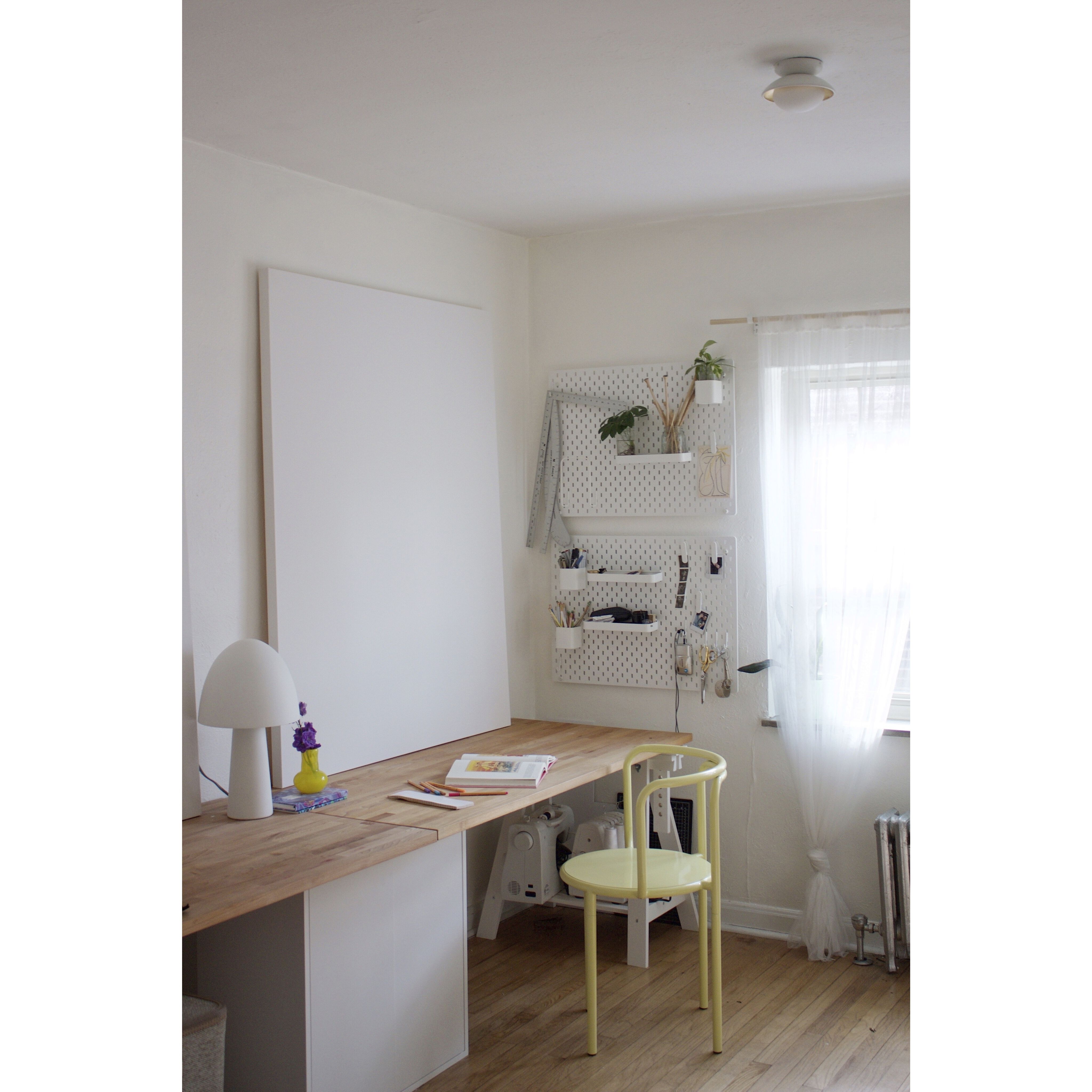 Vicky 17 inch 60.00 watt Soft White Table Lamp Portable Light