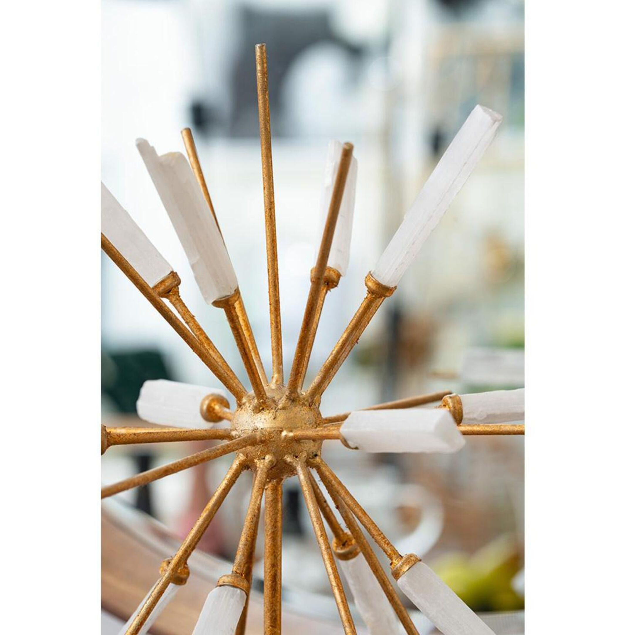 Florrie Gold and White Décor