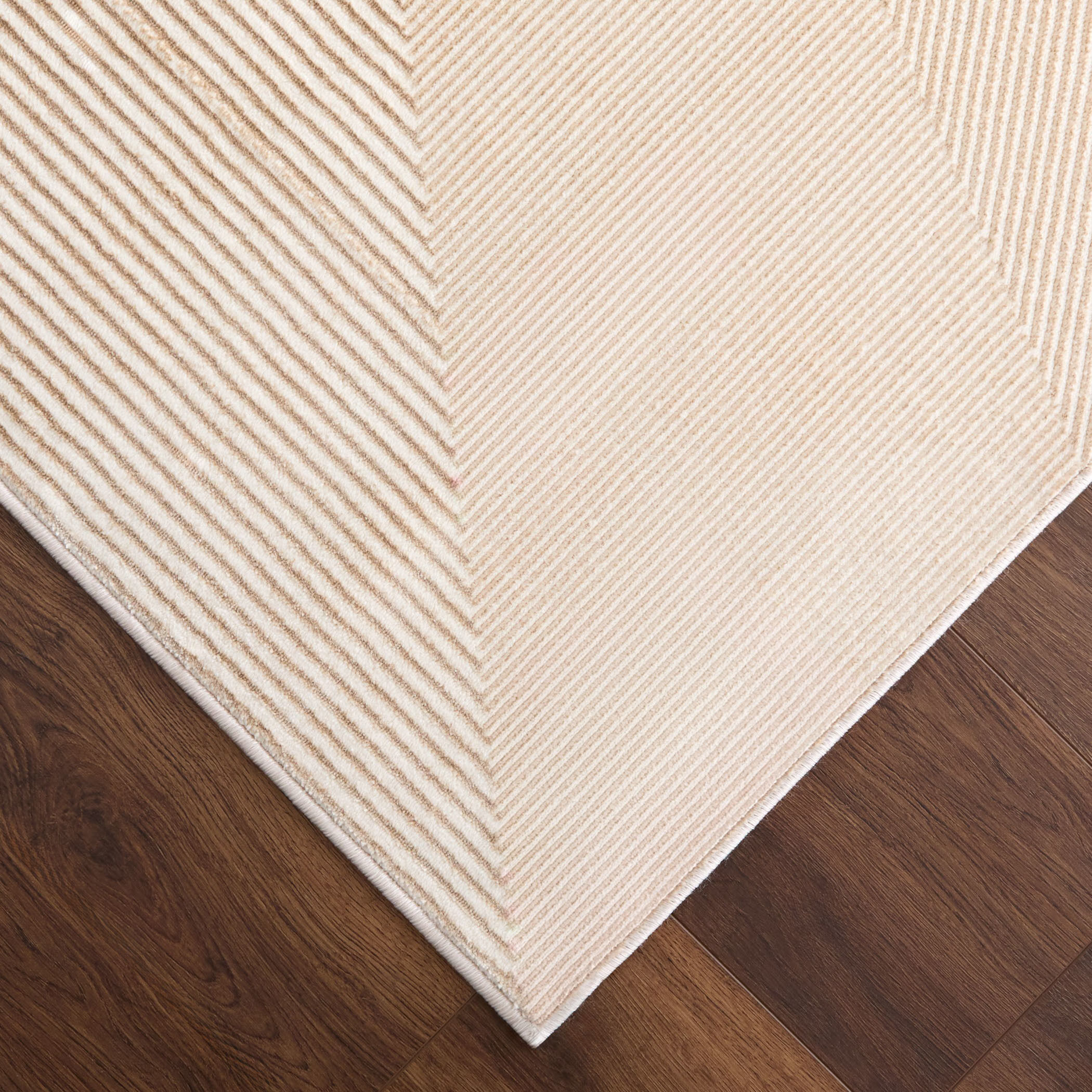 Livia 90 X 63 inch Gold Rug in 5 x 7