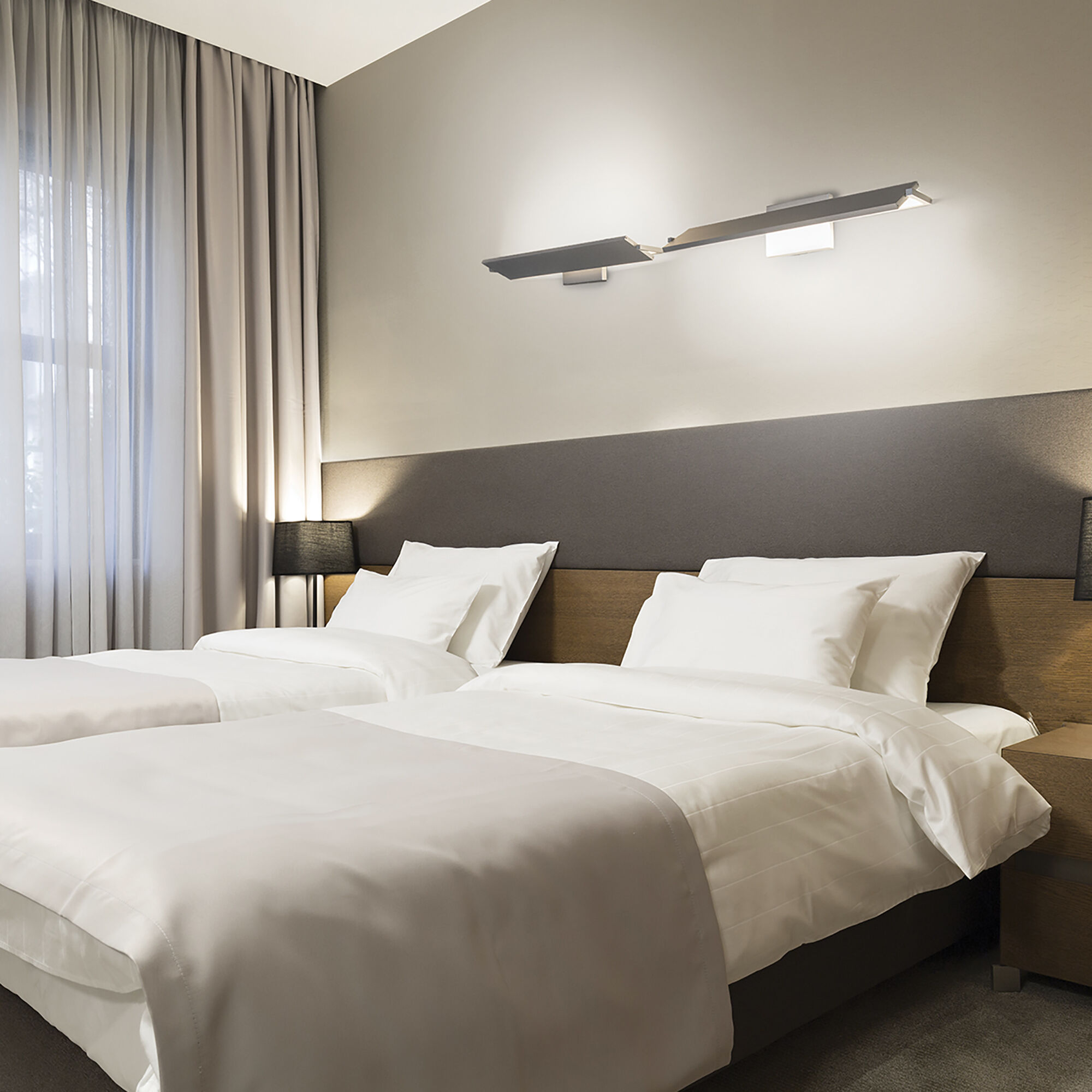 Line LED 36 inch Brushed Aluminum Bath Vanity & Wall Light in 3000K, dweLED