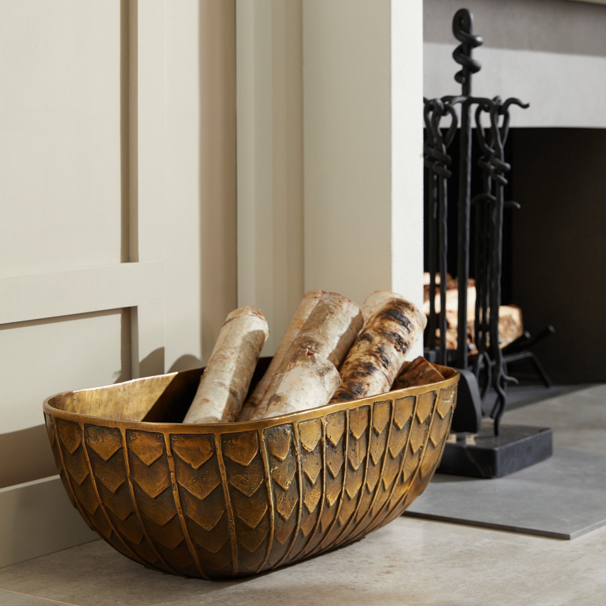 Ezekial Antique Brass Centerpiece