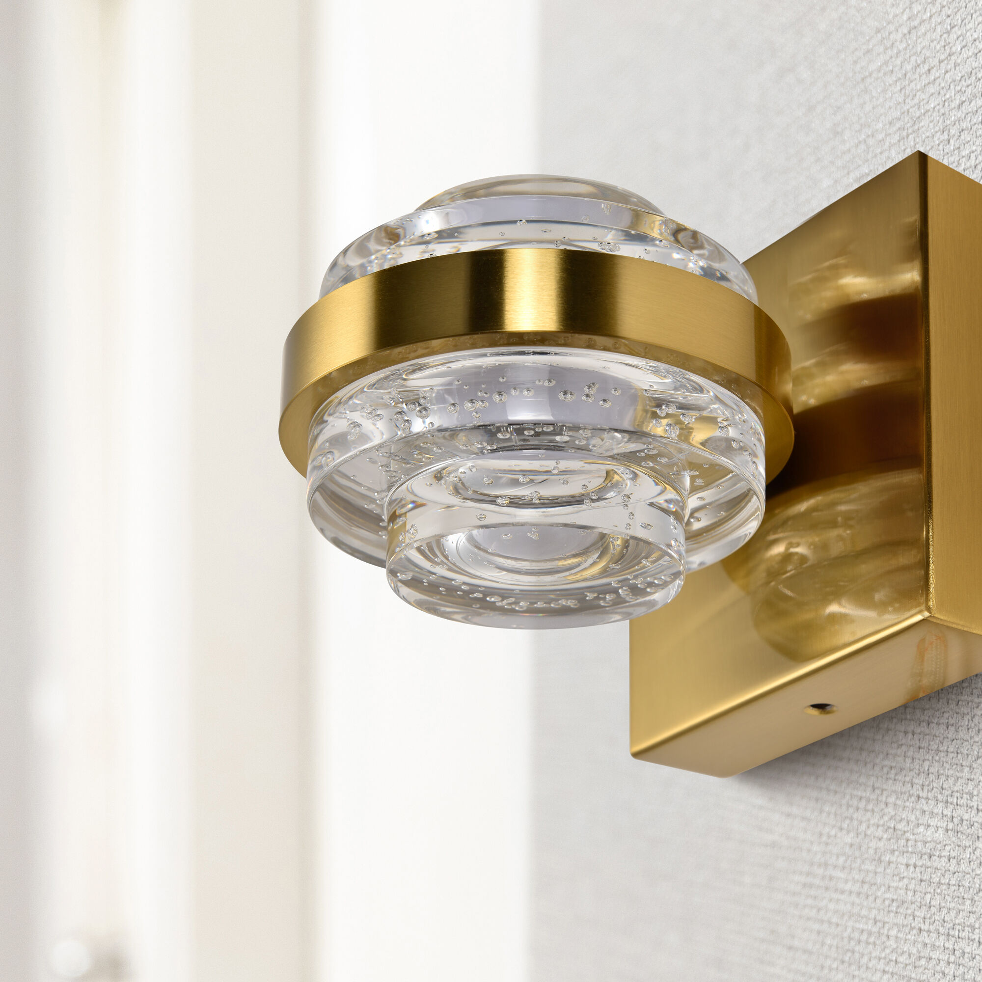Milano Series Sconce Wall Light in Antique Brass, Artisan Collection