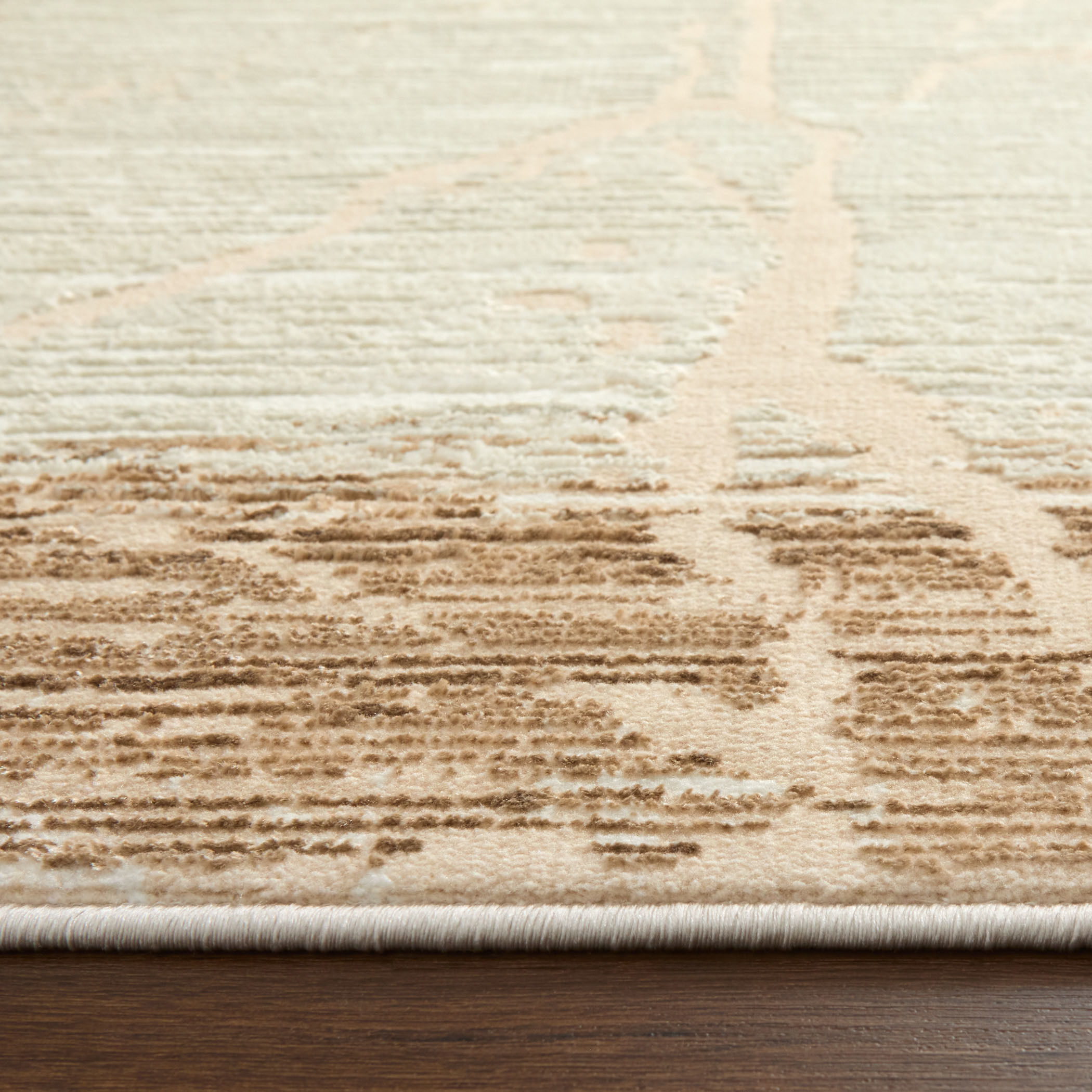 Melet 114 X 79 inch Gold Rug in 6 x 9