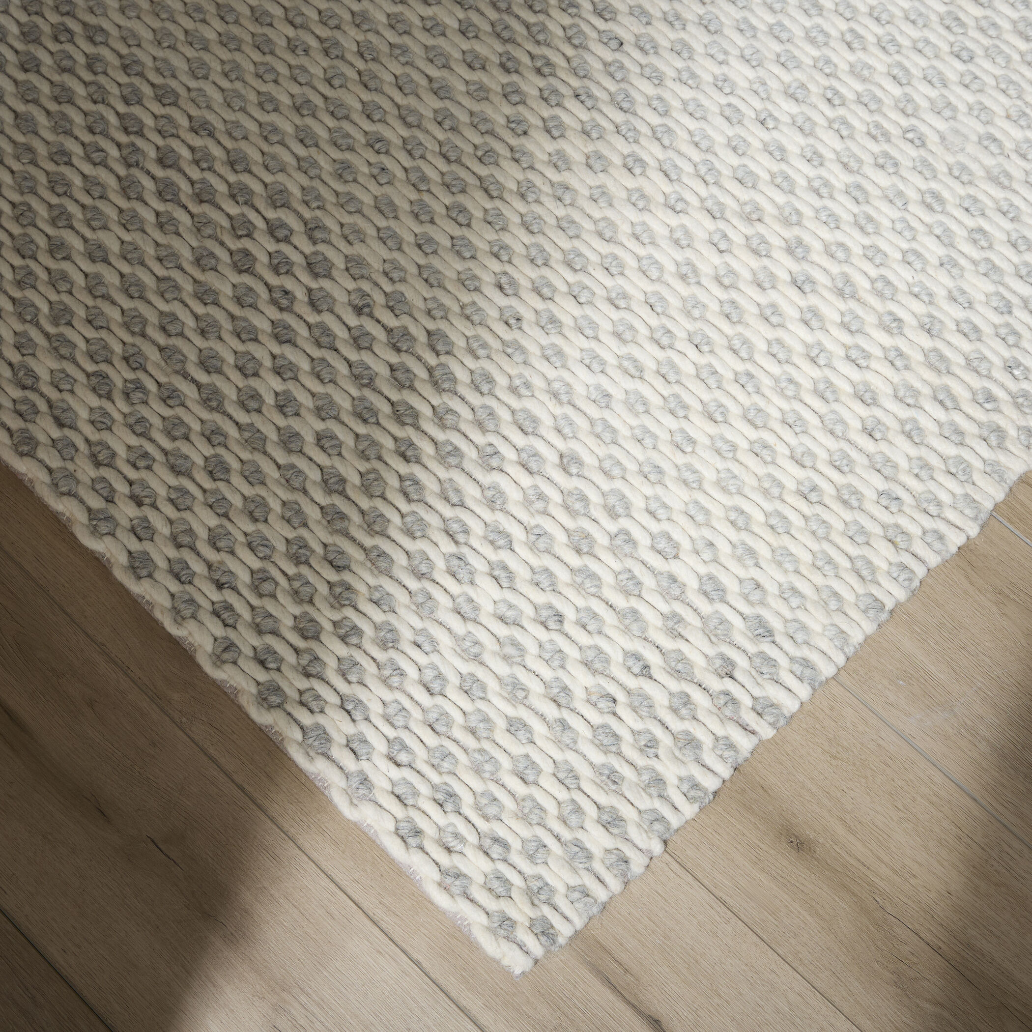 Natural Luxe Ivory and Blue Indoor Rug