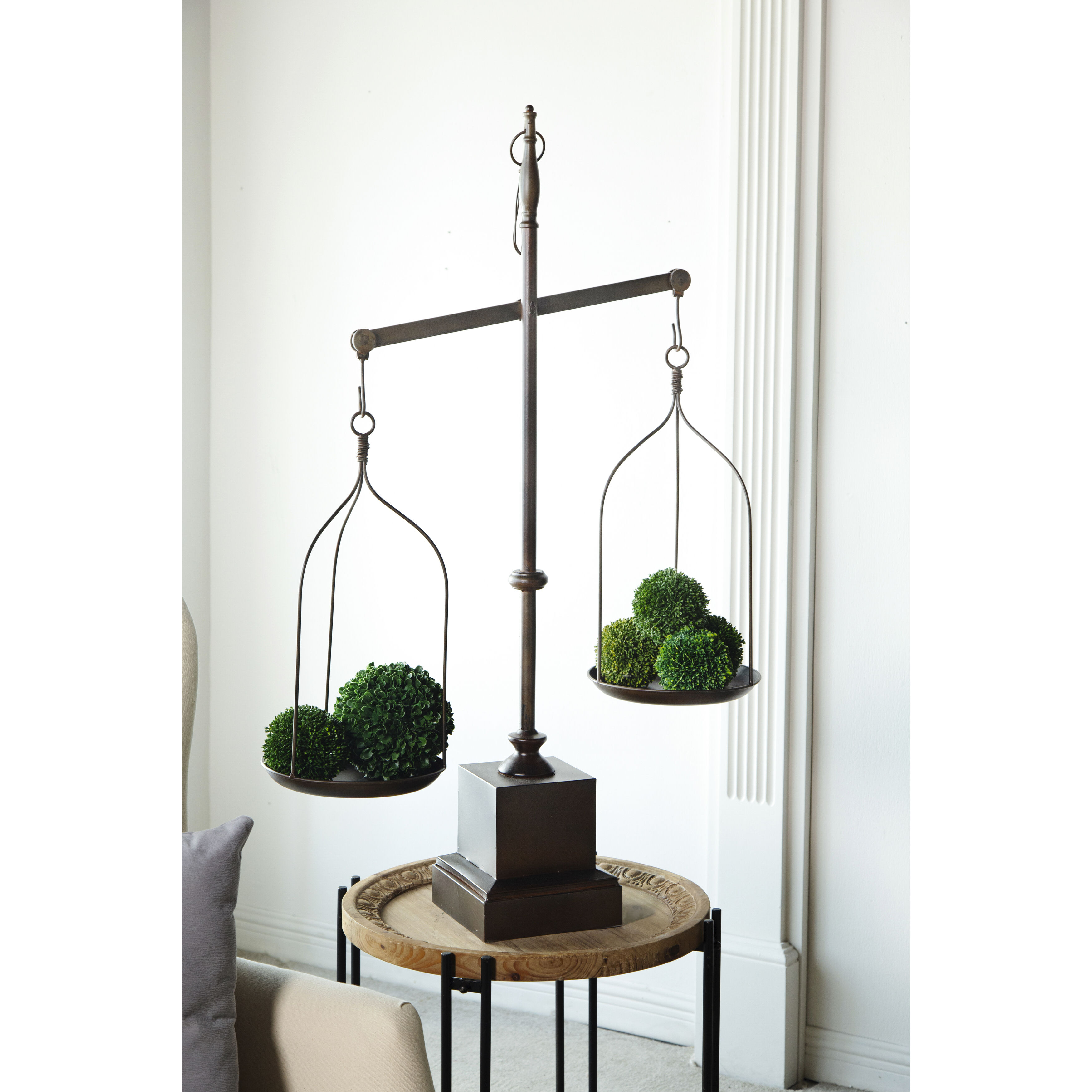 Anita Rusty Decorative Scale