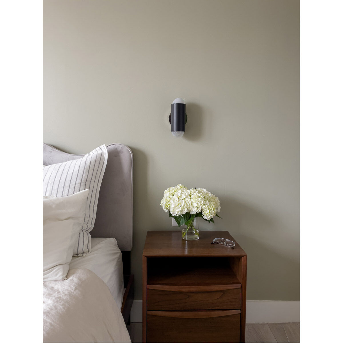 Kira 2 Light Polished Nickel/Soft Black Wall Sconce Wall Light