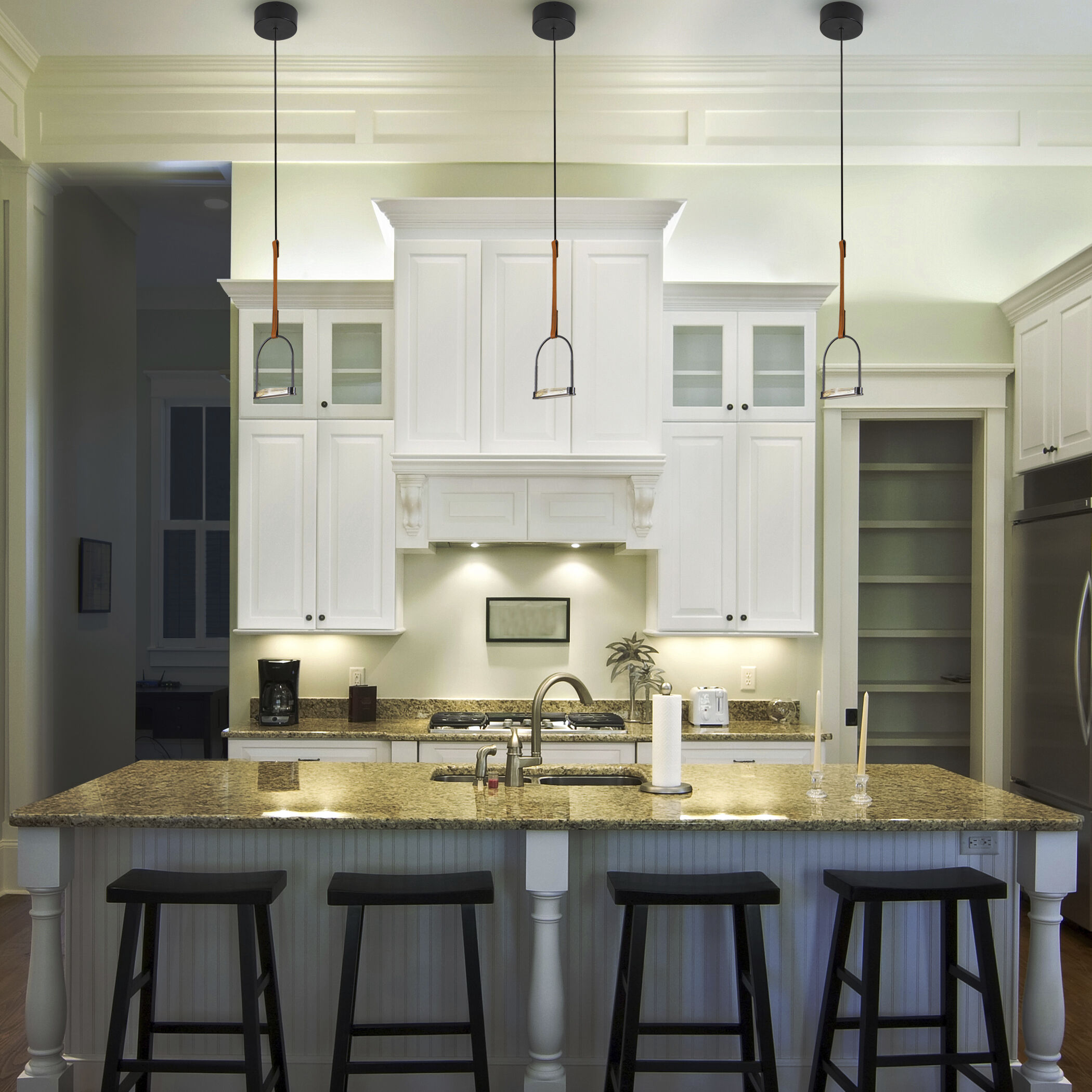 Artisan Collection/RAVENNA Series 4.75 inch Black Pendant Ceiling Light