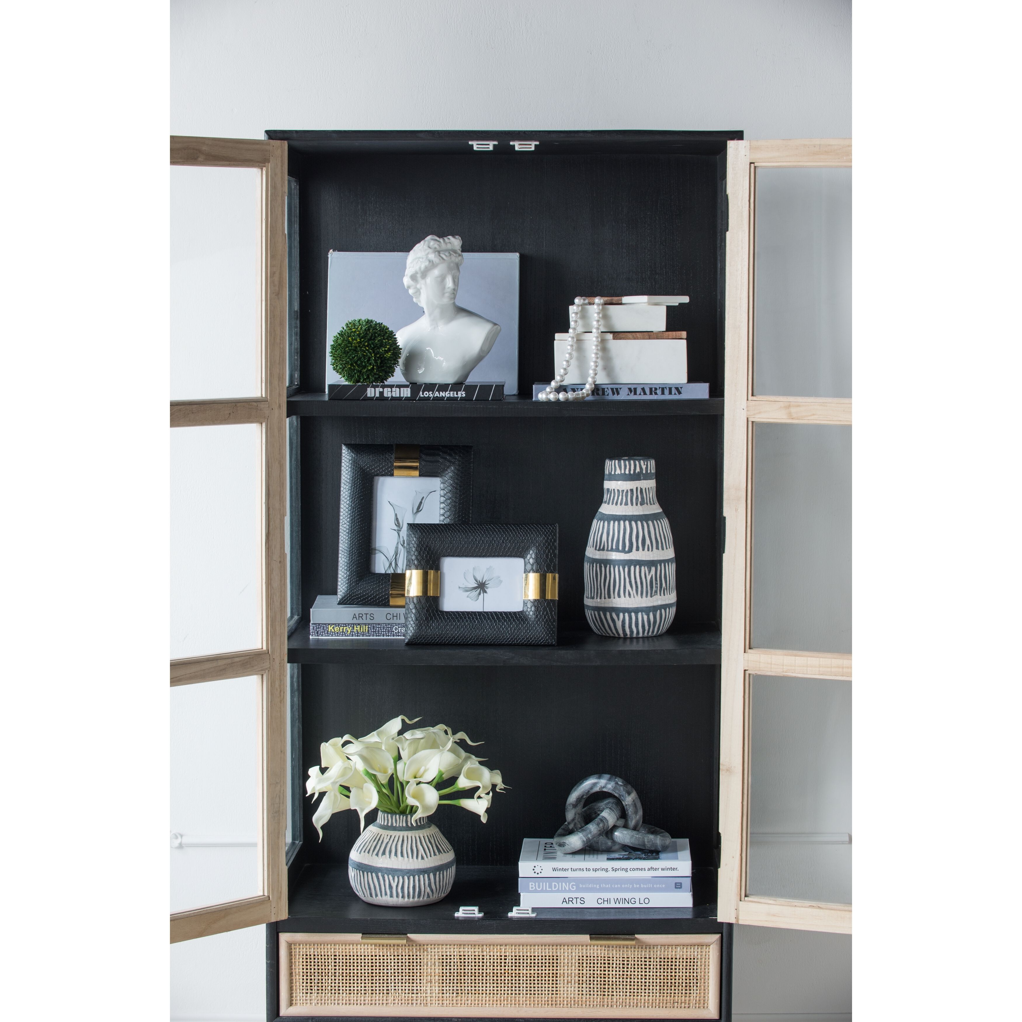 Anita Black Marble Chain