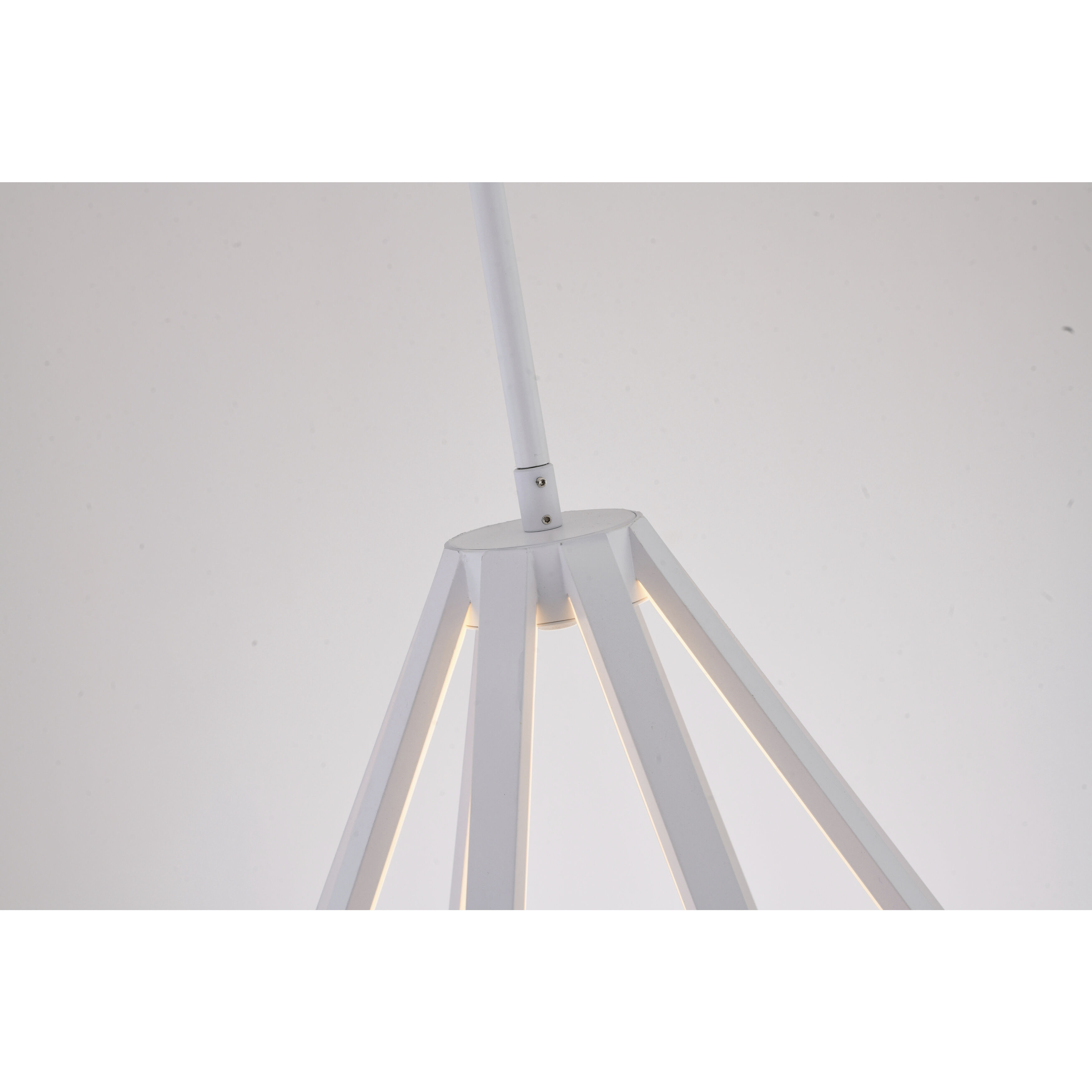 Canada LED 32 inch White Chandelier Ceiling Light