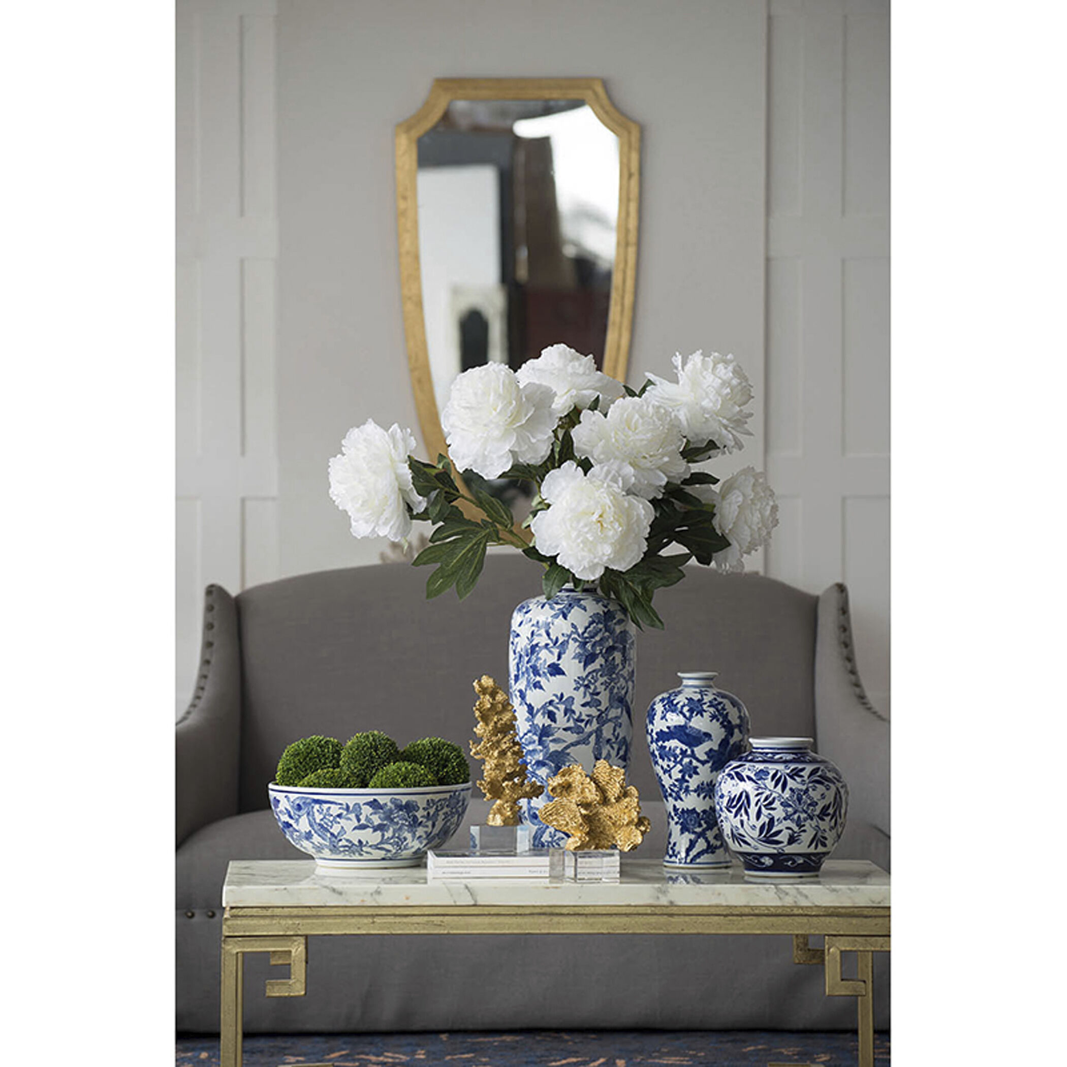 Anita Gold and Clear Décor