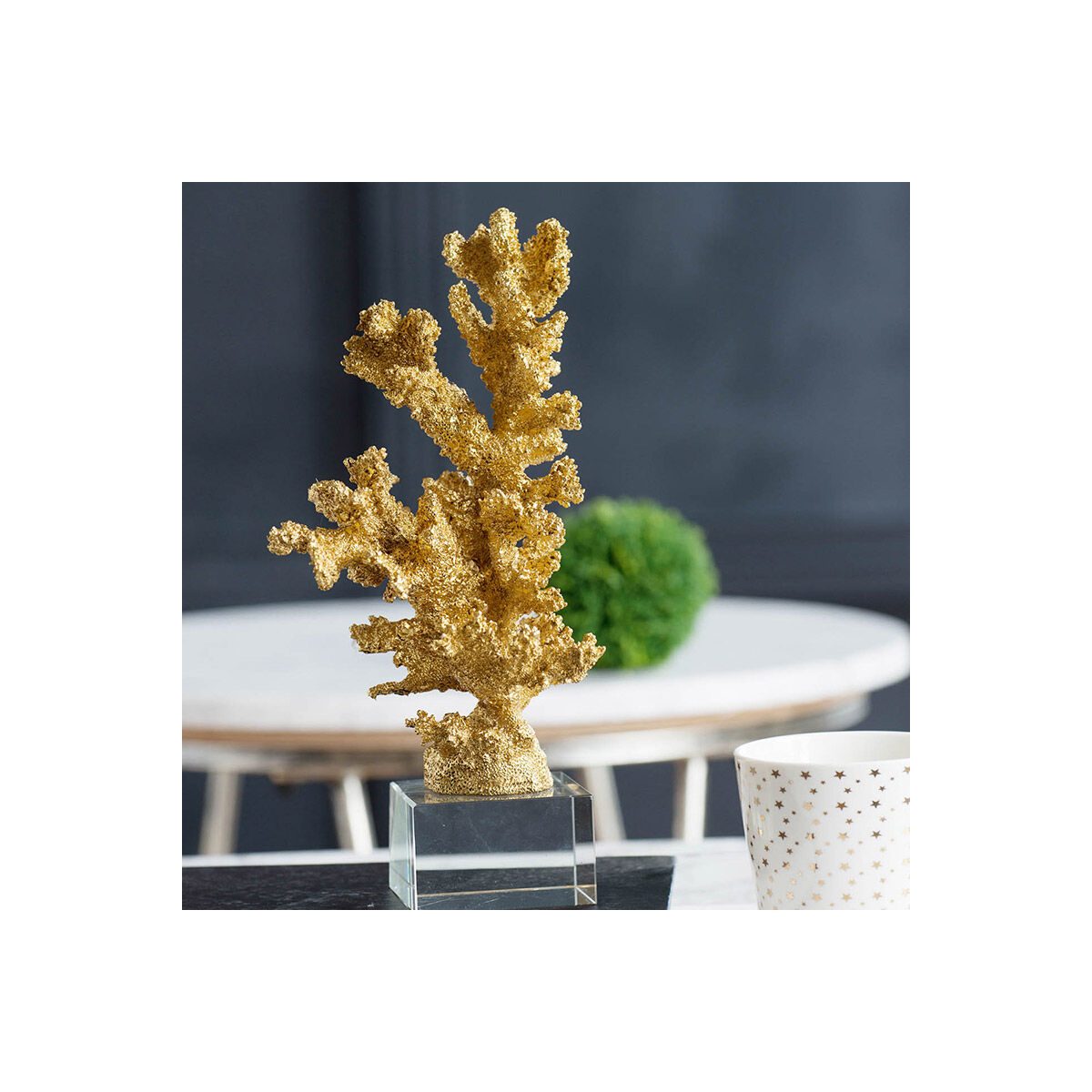 Anita Gold and Clear Décor